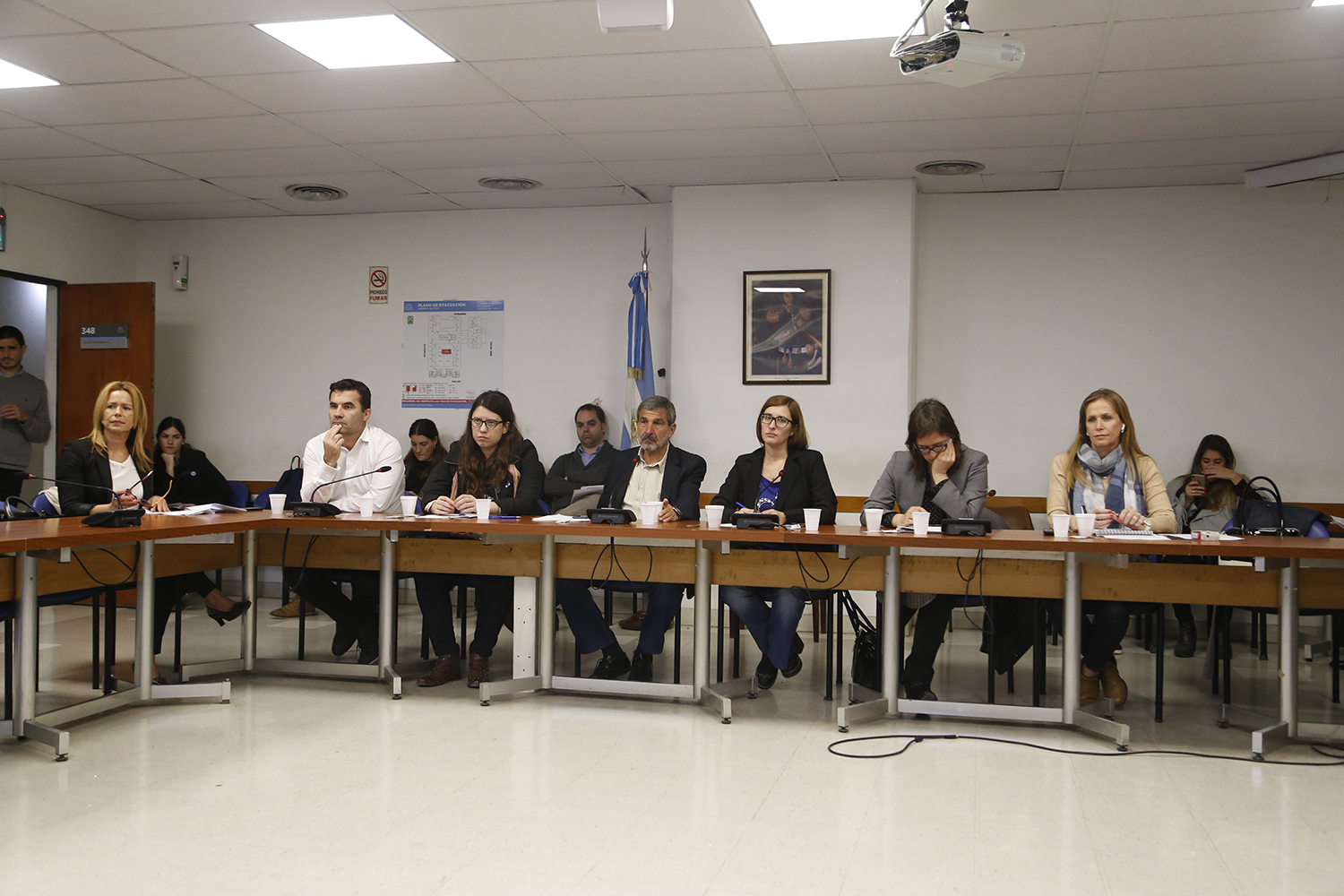 SE REUNIERON LAS SIGUIENTES COMISIONES: BICAMERAL ESPECIAL INVESTIGADORA SOBRE LA DESAPARICIÓN, BÚSQUEDA Y OPERACIONES DE RESCATE DEL SUBMARINO A.R.A SAN JUAN - LEY 27.433; RECURSOS NATURALES Y CONSERVACION DEL AMBIENTE HUMANO; CIENCIA, TECNOLOGIA E INNOVACION PRODUCTIVA Y DE FORMA CONJUNTA LAS COMISIONES DE DEFENSA DEL CONSUMIDOR, DEL USUARIO Y DE LA COMPETENCIA; COMERCIO Y LEGISLACION GENERAL