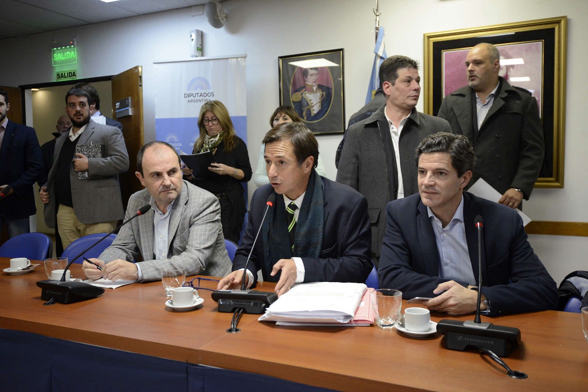 SE REUNIERON LAS COMISIONES DE LEGISLACIÓN GENERAL; DE LEGISLACIÓN PENAL; DE FAMILIA, MUJER, NIÑEZ Y ADOLESCENCIA; DE ACCIÓN SOCIAL Y SALUD PUBLICA; DE RECURSOS NATURALES Y CONSERVACIÓN DEL AMBIENTE HUMANO; DE ASUNTOS COOPERATIVOS, MUTUALES Y DE ORGANIZACIONES NO GUBERNAMENTALES; DE DEFENSA NACIONAL; Y DE PRESUPUESTO Y HACIENDA