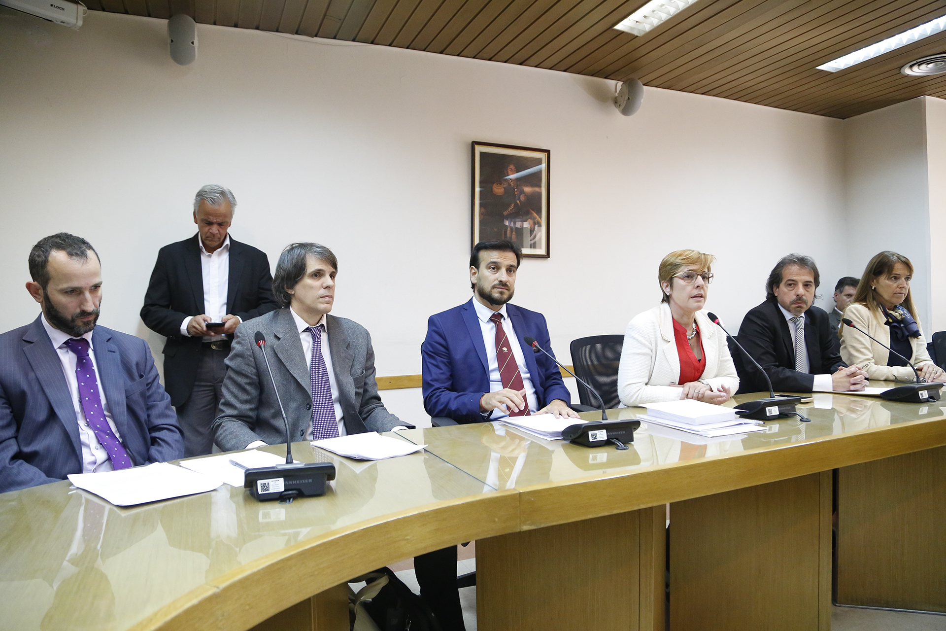 SE REUNIERON LAS COMISIONES BICAMERAL PERMANENTE DEL DEFENSOR DE LOS DERECHOS DE NIÑAS, NIÑOS Y ADOLESCENTES; DE PRESUPUESTO Y HACIENDA; DE ASUNTOS COOPERATIVOS, MUTUALES Y DE ORGANIZACIONES NO GUBERNAMENTALES; LA BICAMERAL ESPECIAL INVESTIGADORA SOBRE LA DESAPARICIÓN, BÚSQUEDA Y OPERACIONES DE RESCATE DEL SUBMARINO A.R.A. SAN JUAN -LEY 27.433-; DE LAS PERSONAS MAYORES; DE TRANSPORTES; DE DERECHOS HUMANOS Y GARANTÍAS; DE RELACIONES EXTERIORES Y CULTO; DE LEGISLACIÓN PENAL; DE JUSTICIA; DE LEGISLACIÓN GENERAL; DE VIVIENDA Y ORDENAMIENTO URBANO; DE DEFENSA NACIONAL Y DE ENERGÍA Y COMBUSTIBLES 