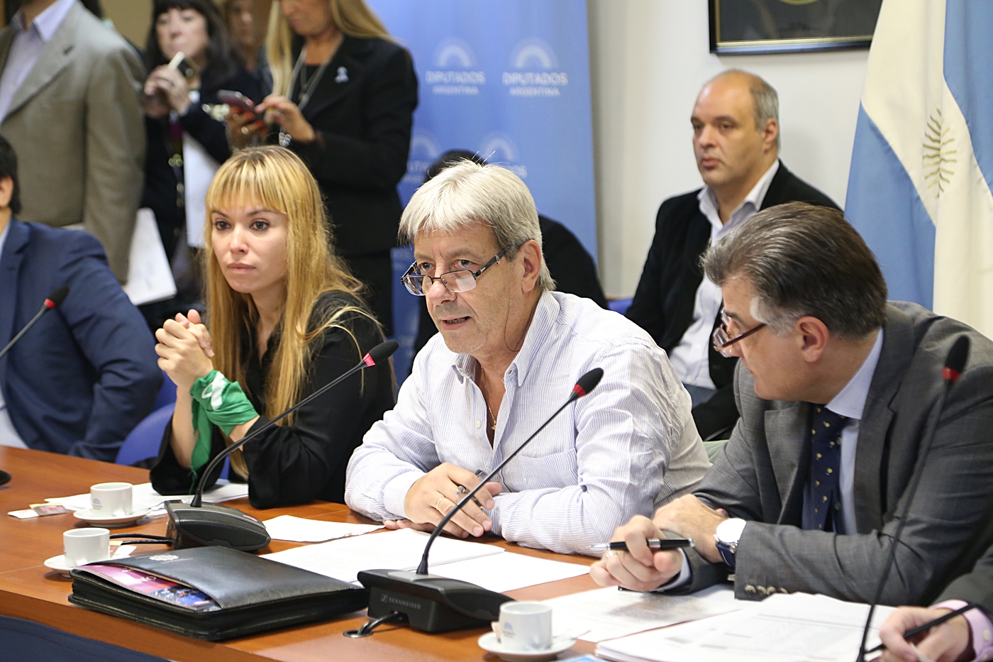 SE REUNIERON LAS COMISIONES DE LEGISLACIÓN DEL TRABAJO ; DE INDUSTRIA; DE ASUNTOS CONSTITUCIONALES; DE VIVIENDA Y ORDENAMIENTO URBANO; DE LEGISLACIÓN GENERAL Y DE PRESUPUESTO Y HACIENDA