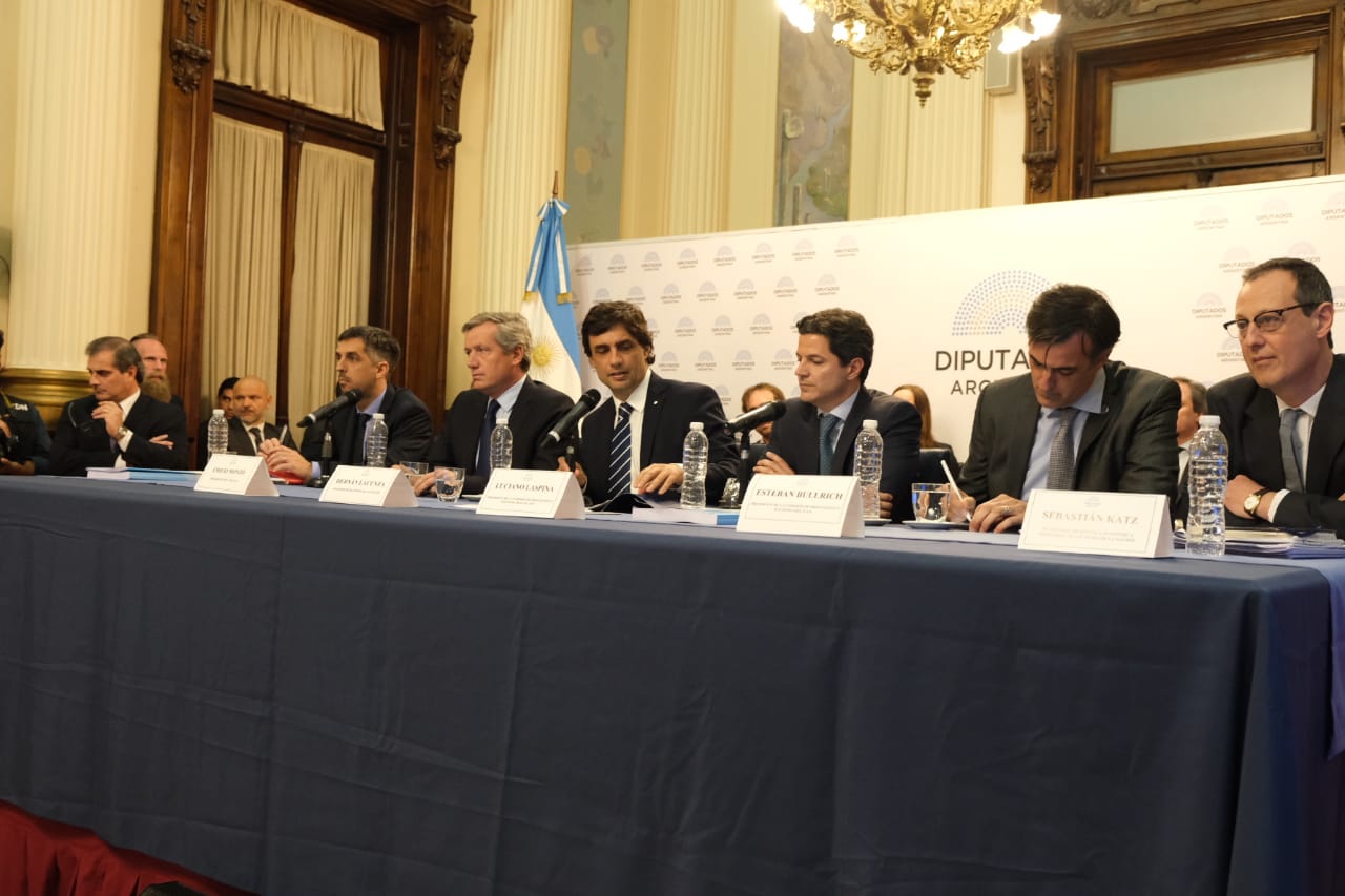 SE REUNIÓ LA COMISIÓN DE PRESUPUESTO Y HACIENDA
