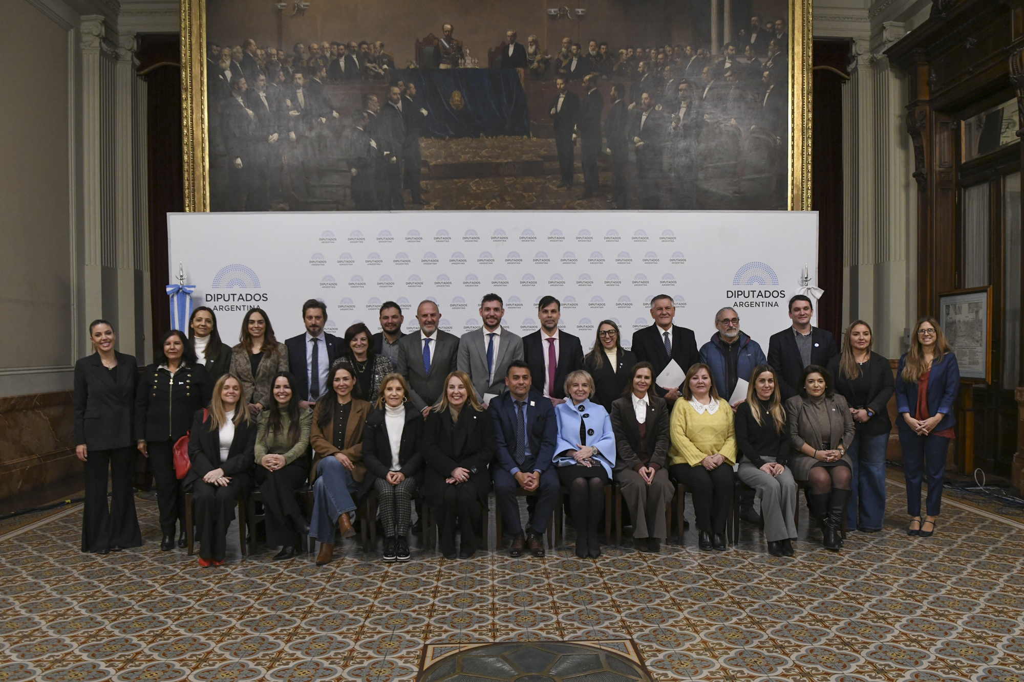 Galeria de imagenes de la noticia SE CONSTITUYÓ EL GRUPO PARLAMENTARIO DE AMISTAD CON LA ORGANIZACIÓN PARA LA COOPERACIÓN Y EL DESARROLLO ECONÓMICO