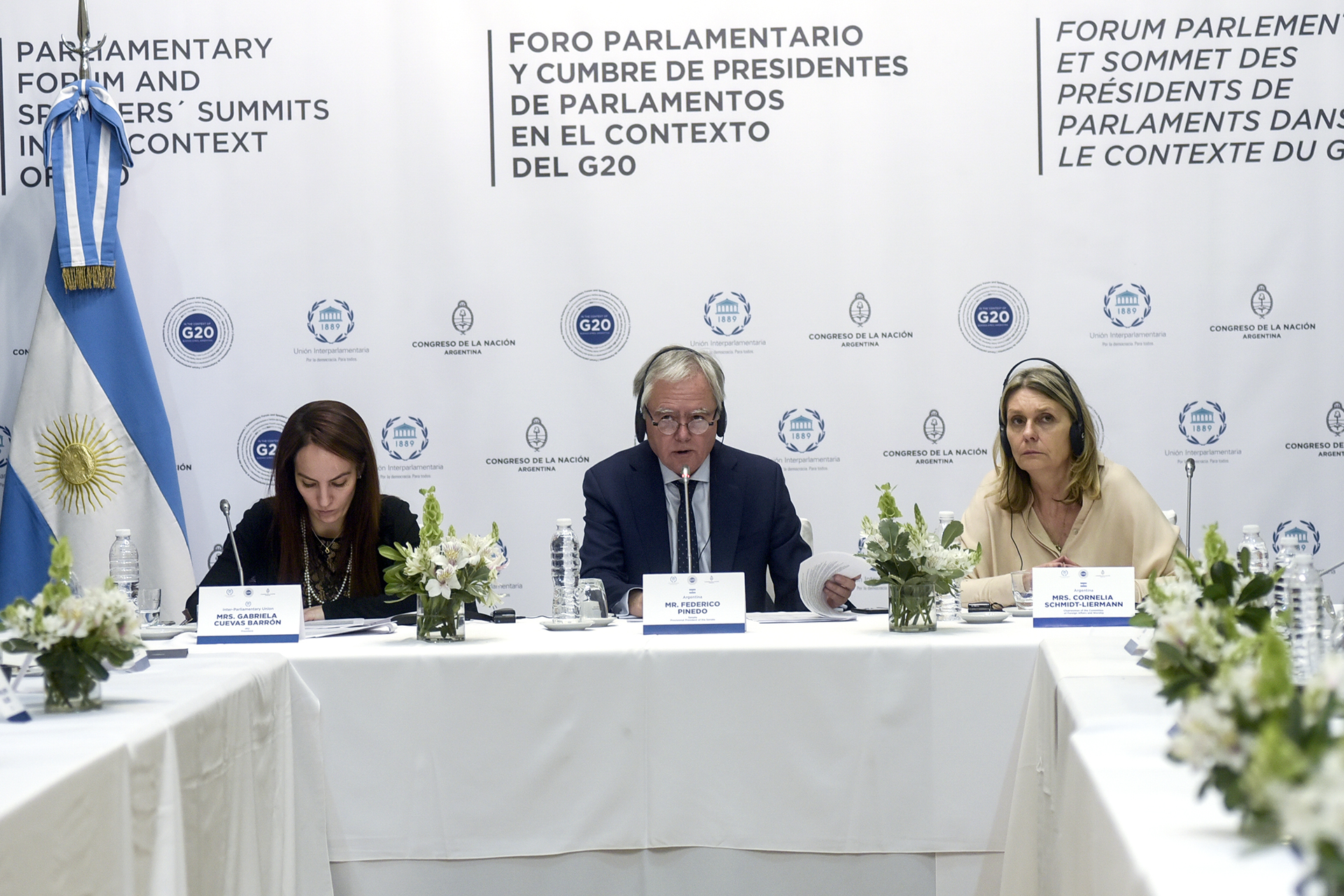 Galeria de imagenes de la noticia DEBATE EN TORNO AL ROL DEL PARLAMENTO EN LA ARQUITECTURA DEL G20