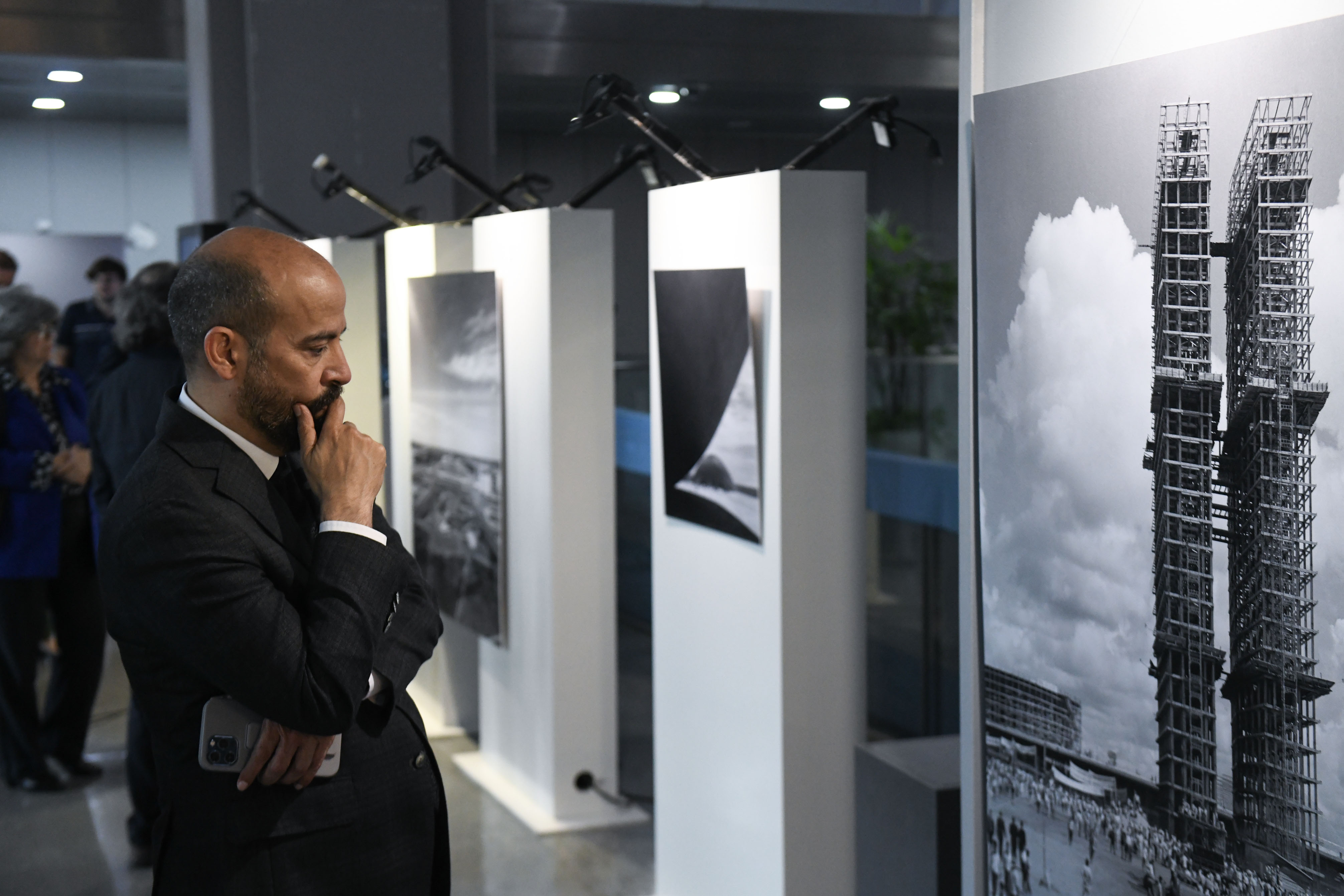 Galeria de imagenes de la noticia SE INAUGURÓ EN DIPUTADOS LA MUESTRA FOTOGRÁFICA