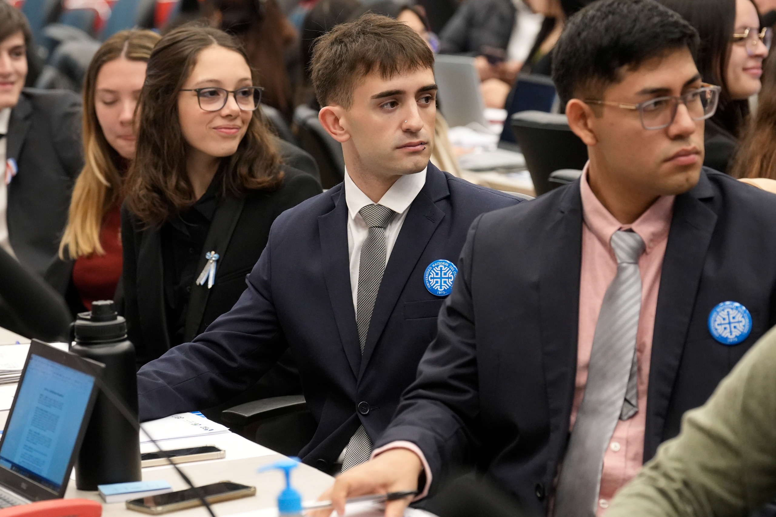 Galeria de imagenes de la noticia ESTUDIANTES UNIVERSITARIOS PROTAGONIZAN LA 10° EDICIÓN DE “CAMBIO DE ROLES” EN LA CÁMARA DE DIPUTADOS