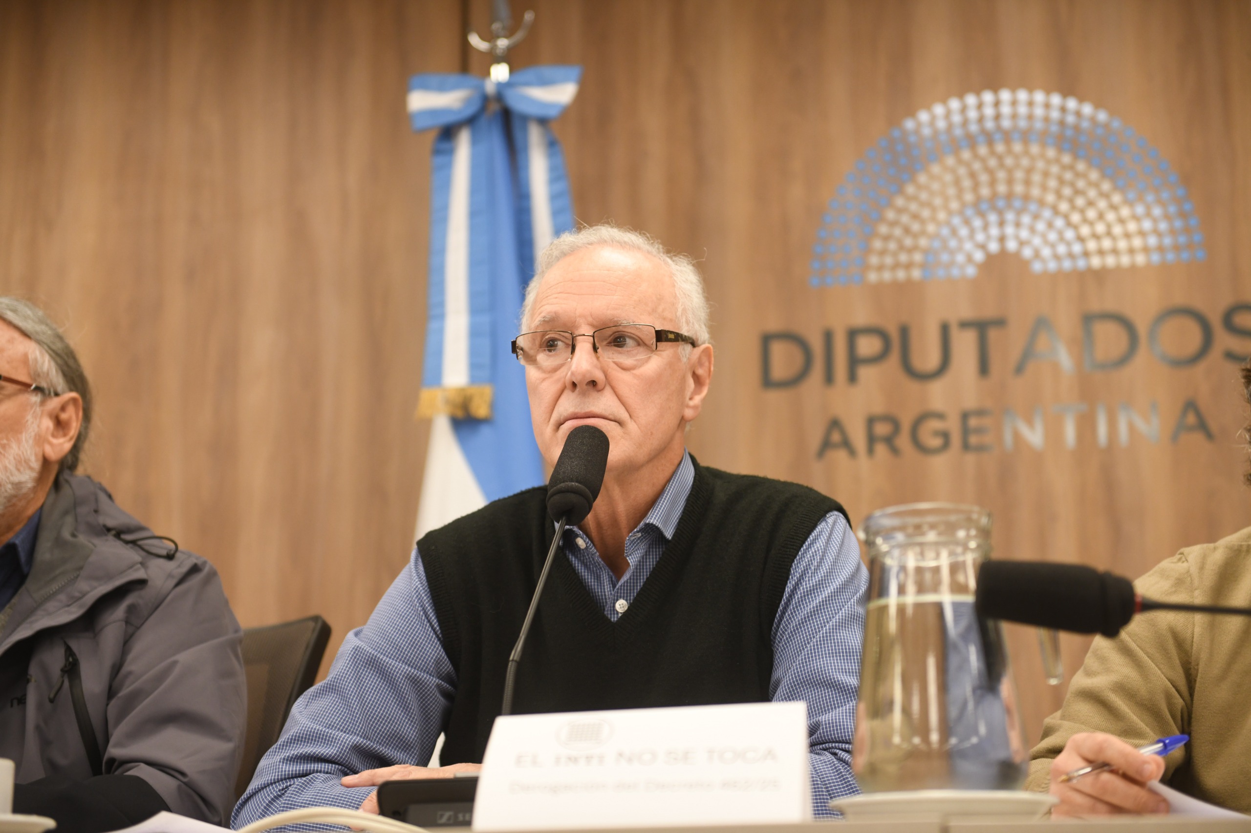 Galeria de imagenes de la noticia REALIZARON UNA REUNIÓN INFORMATIVA SOBRE EL SISTEMA CIENTÍFICO-TECNOLÓGICO