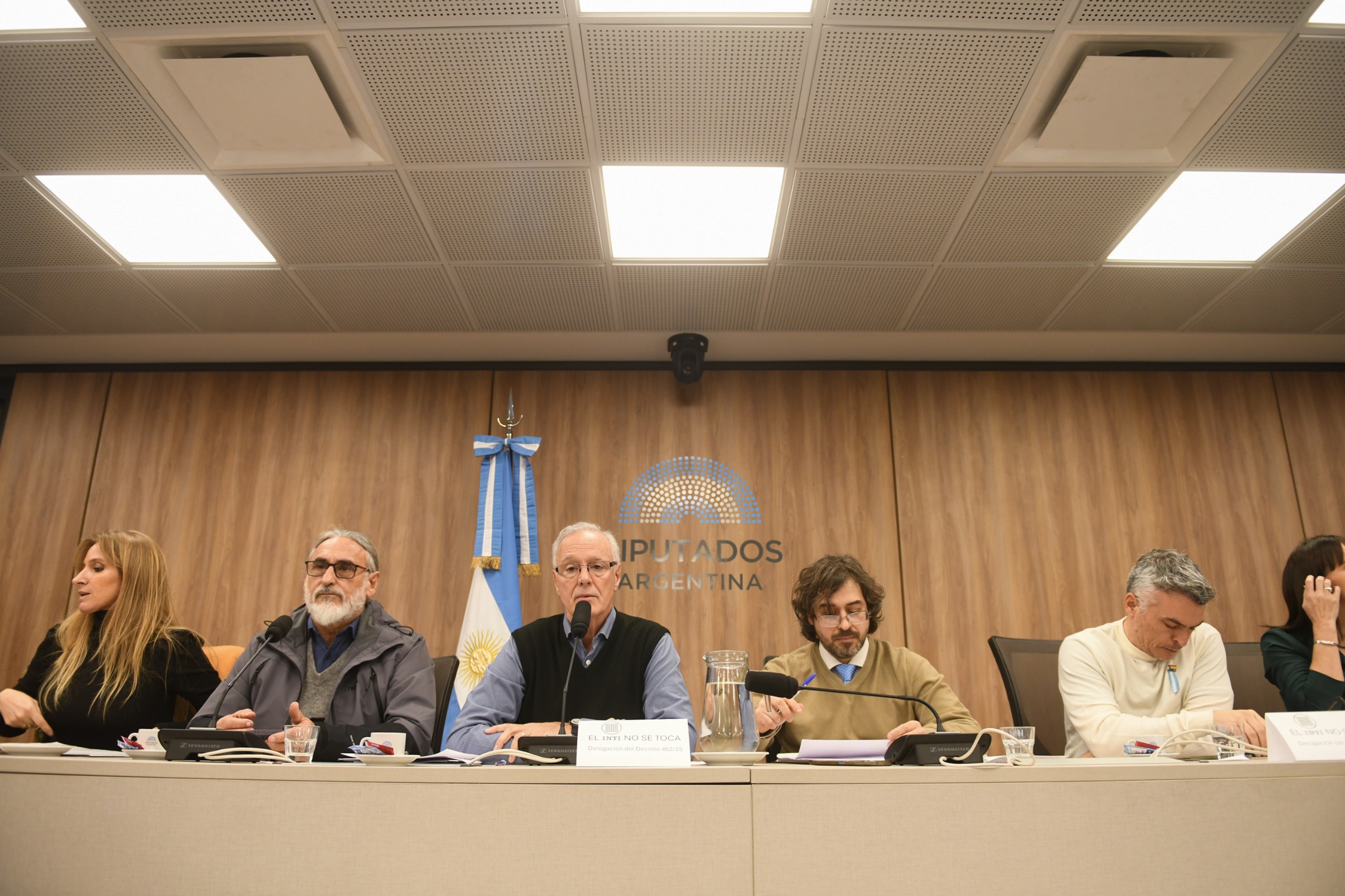 Galeria de imagenes de la noticia REALIZARON UNA REUNIÓN INFORMATIVA SOBRE EL SISTEMA CIENTÍFICO-TECNOLÓGICO