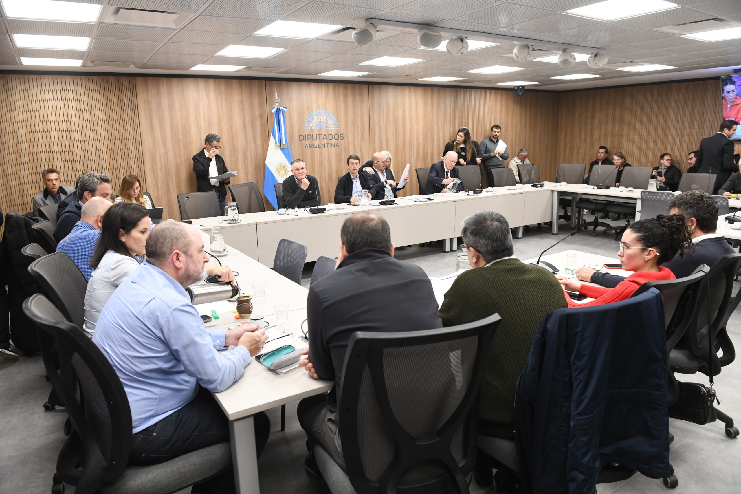 Galeria de imagenes de la noticia LA COMISIÓN DE ECONOMÍA ANALIZÓ UN PROYECTO SOBRE SERVICIOS ADUANEROS