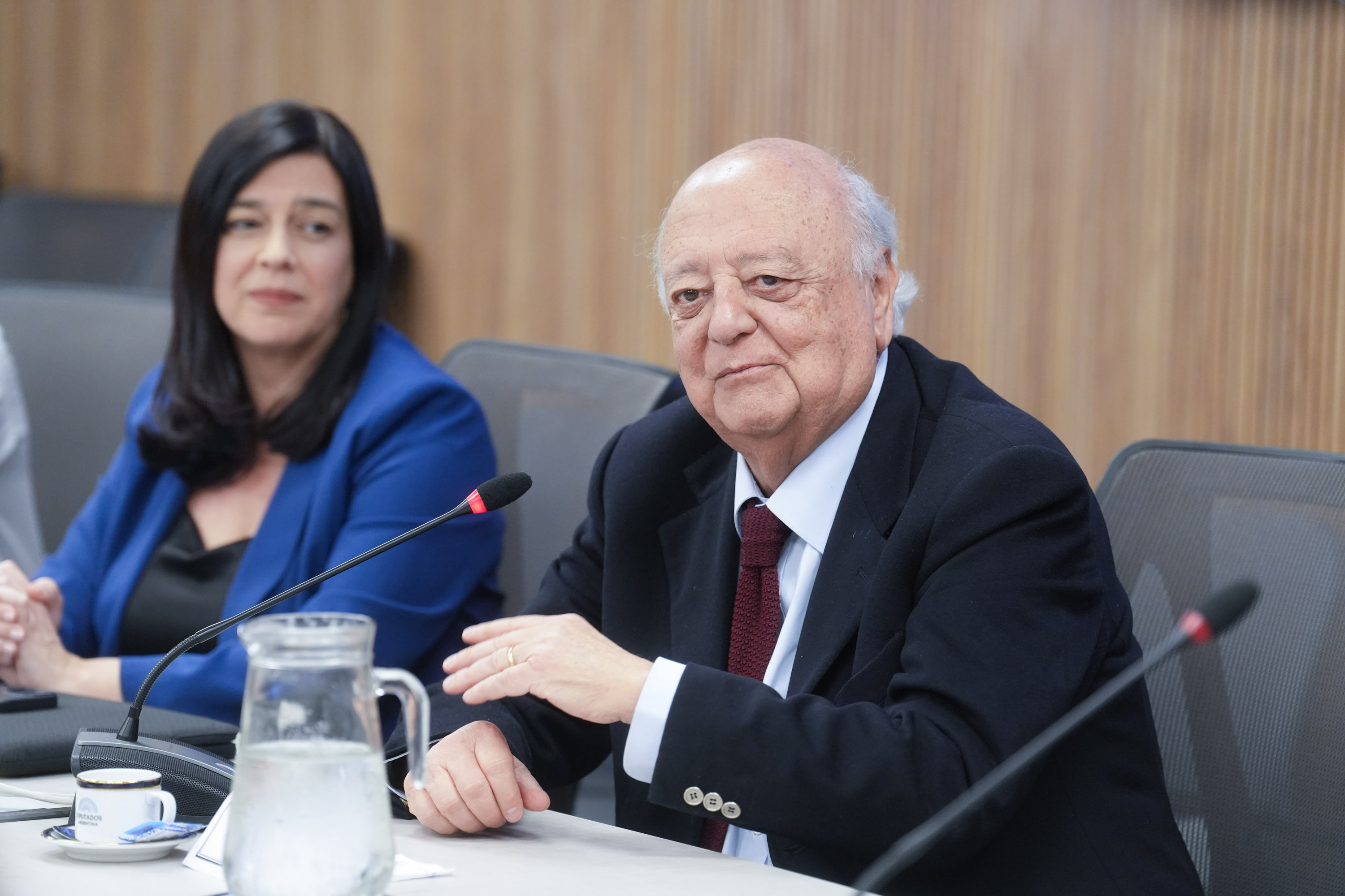 Galeria de imagenes de la noticia SE REALIZÓ EN DIPUTADOS UN TALLER PRESENTACIÓN DEL MODELO PARLAMENTARIO DE IA CHILENO