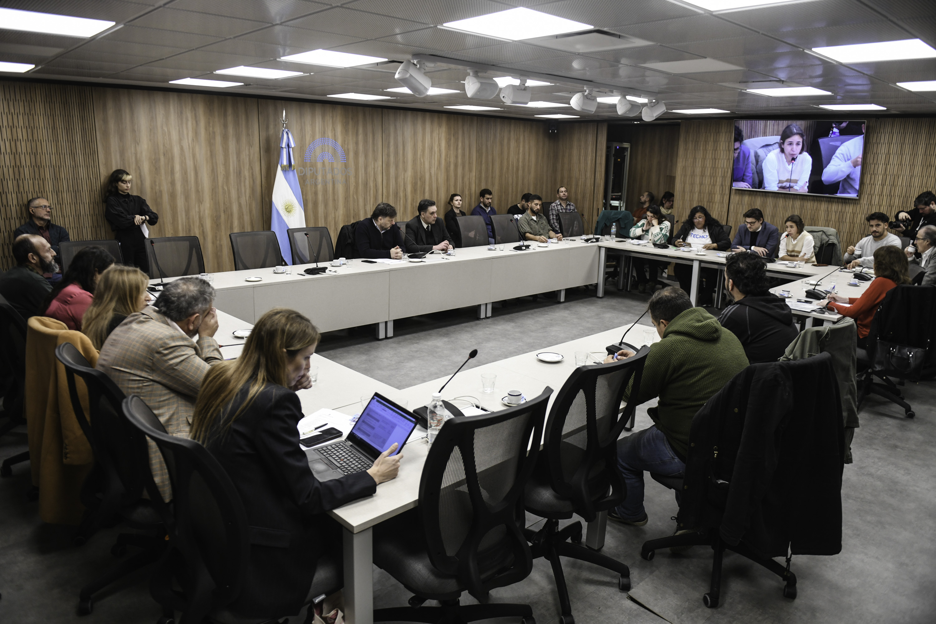 Galeria de imagenes de la noticia EN UNA REUNION INFORMATIVA, SE ABORDÓ LA SITUACIÓN DEL FONDO DE INTEGRACIÓN SOCIO URBANA