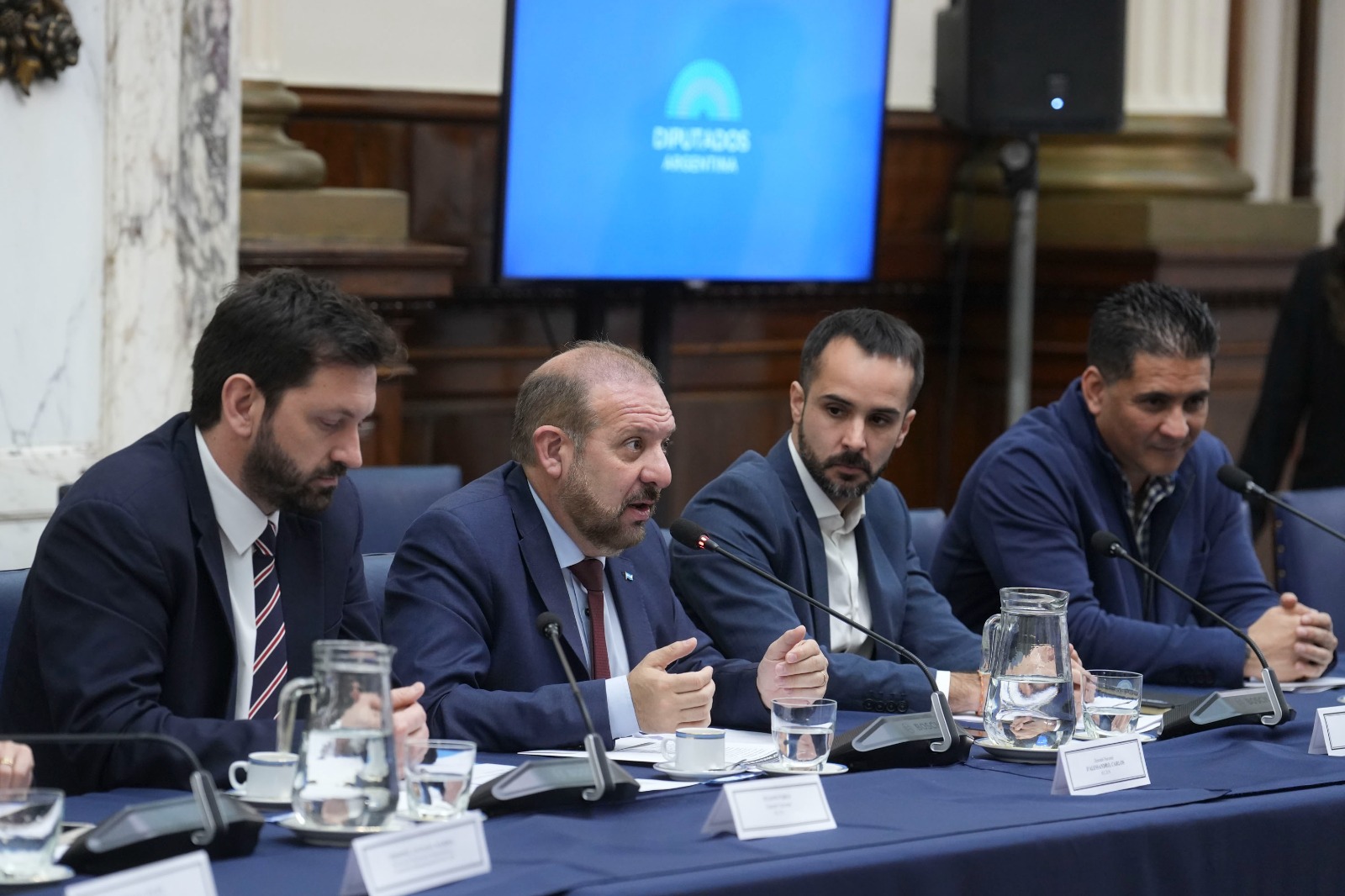 Galeria de imagenes de la noticia LA CÁMARA DE DIPUTADOS RECIBIÓ A UNA DELEGACIÓN DE RECURSOS NATURALES DE LA REPÚBLICA POPULAR DE CHINA