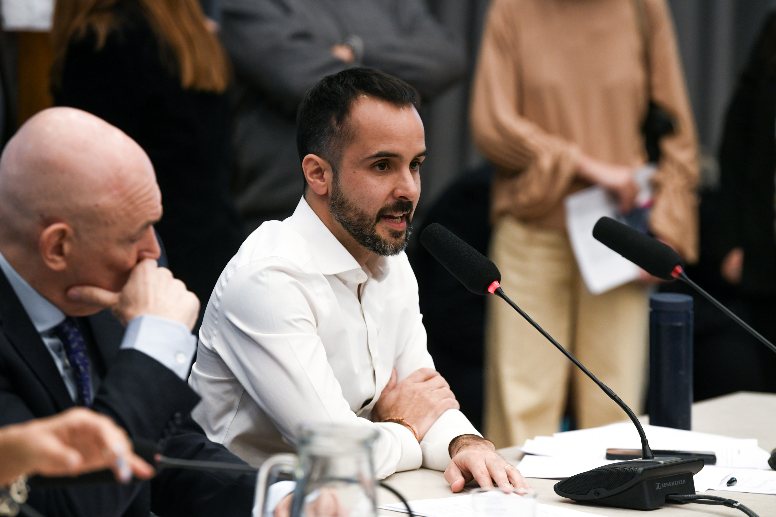 Galeria de imagenes de la noticia CON DICTAMENES DE MAYORÍA, AVANZAN LOS PROYECTOS DE LEY SOBRE HIDRÓGENO VERDE Y ENERGÍAS RENOVABLES
