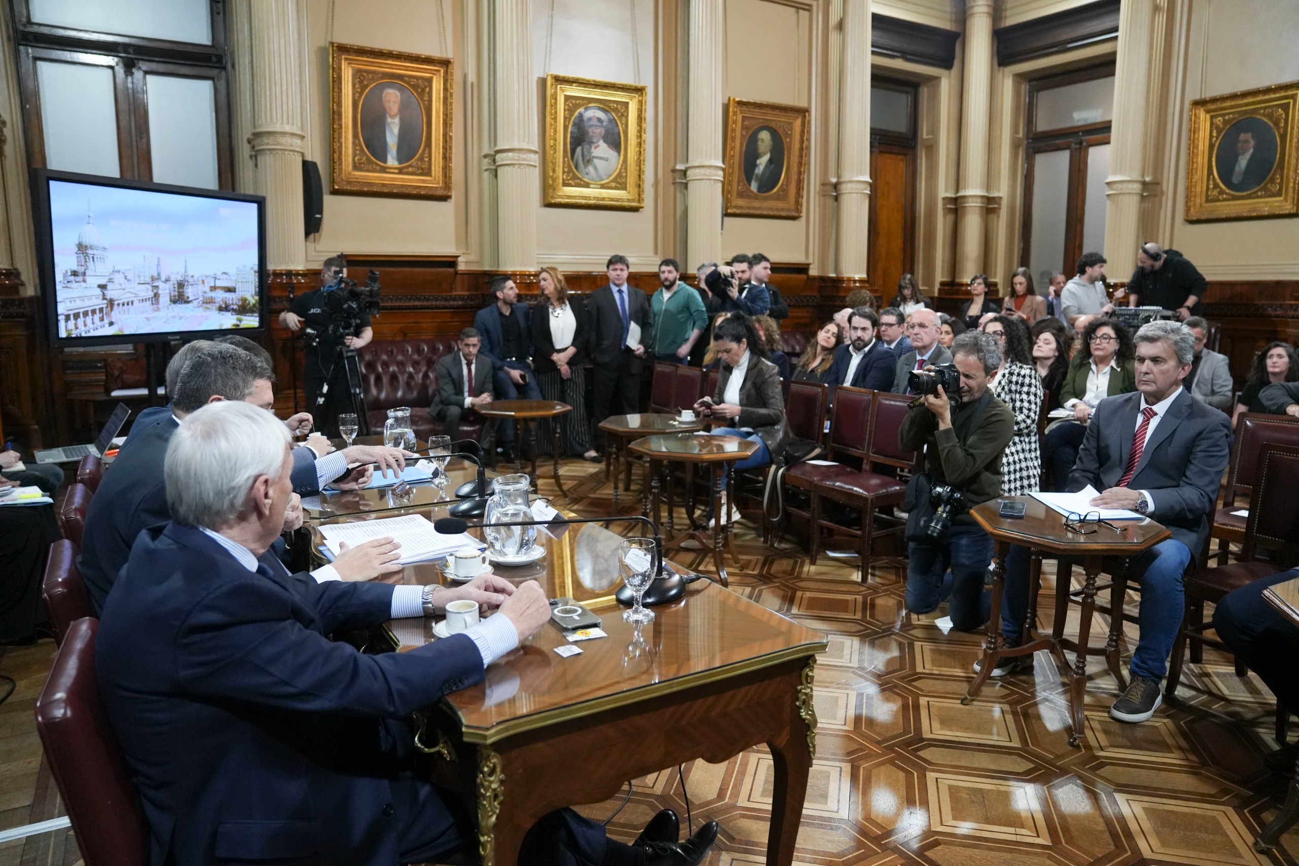 Galeria de imagenes de la noticia JUAN MANUEL OLMOS PRESENTÓ EL PLAN DE TRABAJO 2026 DE LA AGN ANTE LA COMISIÓN MIXTA REVISORA DE CUENTAS