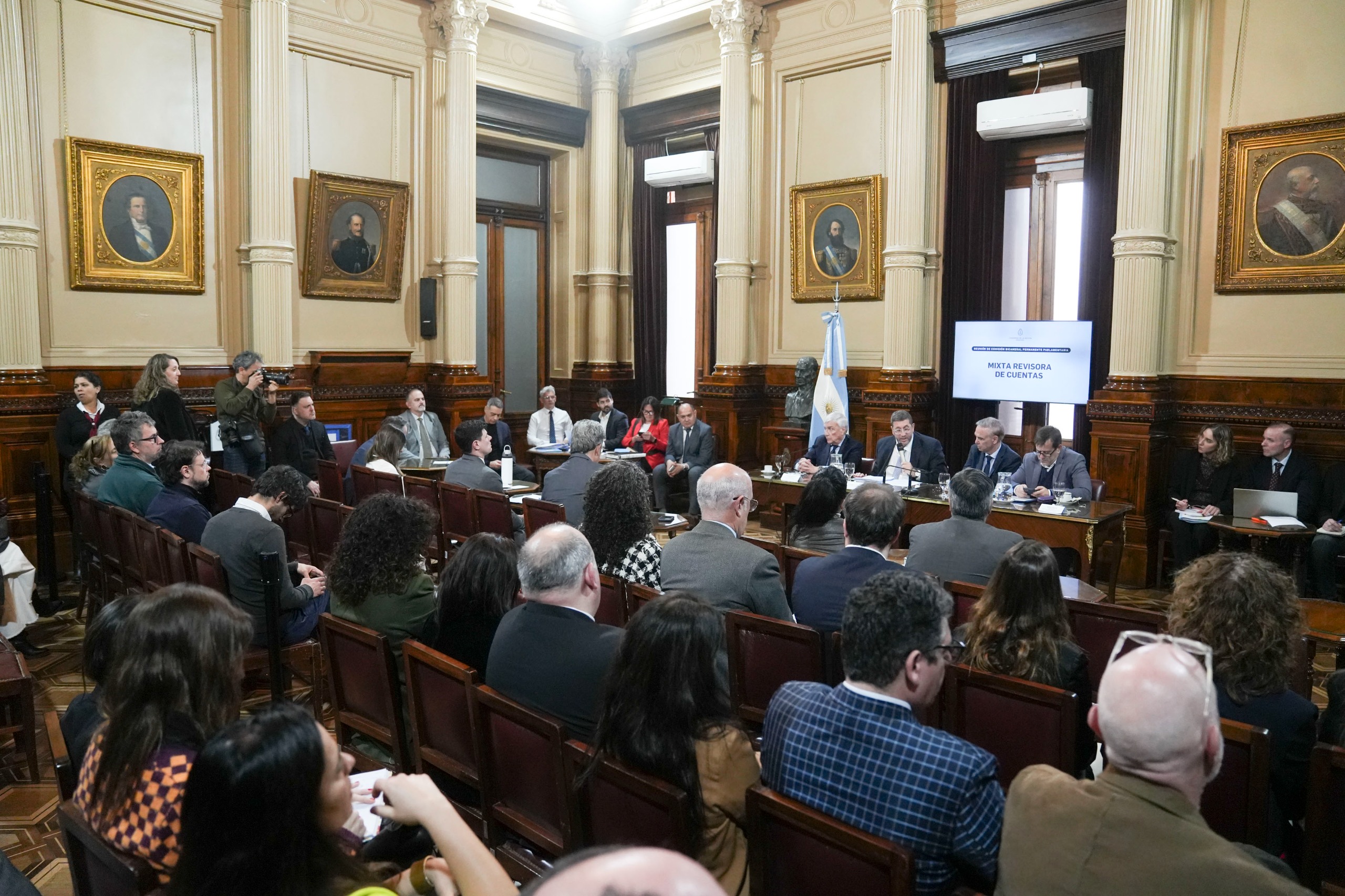 Galeria de imagenes de la noticia JUAN MANUEL OLMOS PRESENTÓ EL PLAN DE TRABAJO 2026 DE LA AGN ANTE LA COMISIÓN MIXTA REVISORA DE CUENTAS