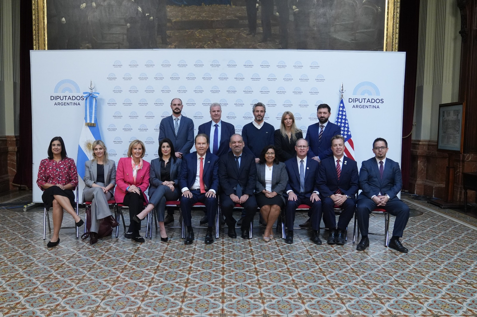 Galeria de imagenes de la noticia INTEGRANTES DE LA COMISIÓN DE RELACIONES EXTERIORES DE DIPUTADOS RECIBIERON A UNA DELEGACIÓN PARLAMENTARIA DE ESTADOS UNIDOS