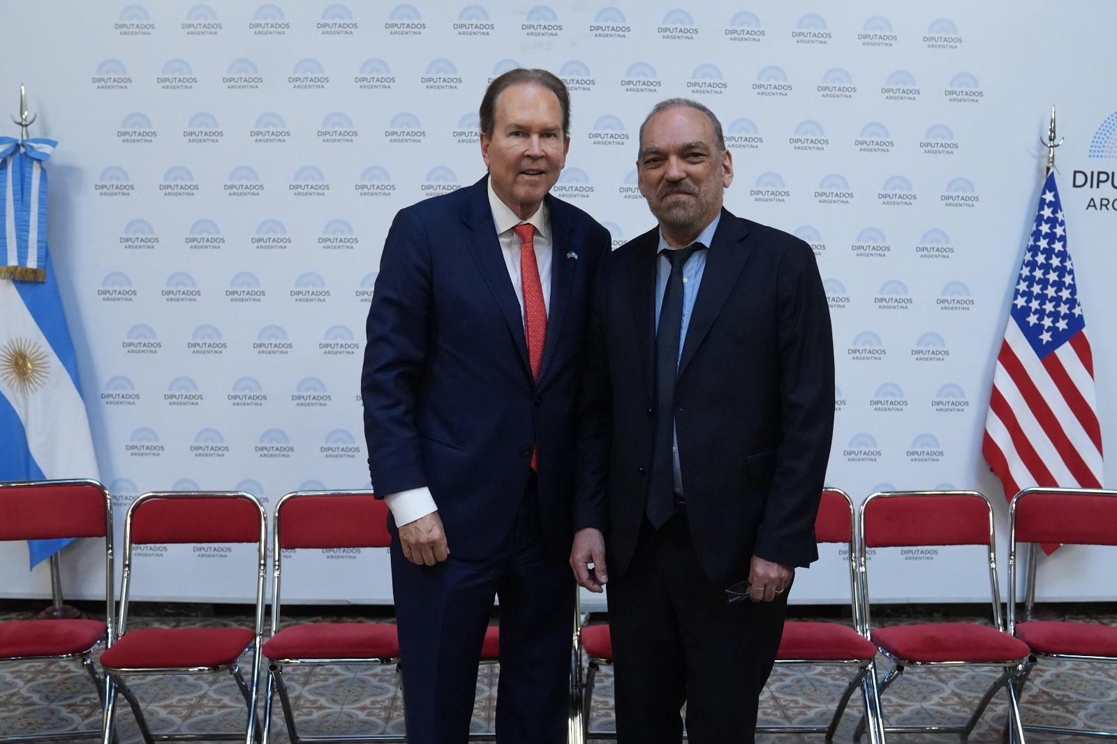Galeria de imagenes de la noticia INTEGRANTES DE LA COMISIÓN DE RELACIONES EXTERIORES DE DIPUTADOS RECIBIERON A UNA DELEGACIÓN PARLAMENTARIA DE ESTADOS UNIDOS