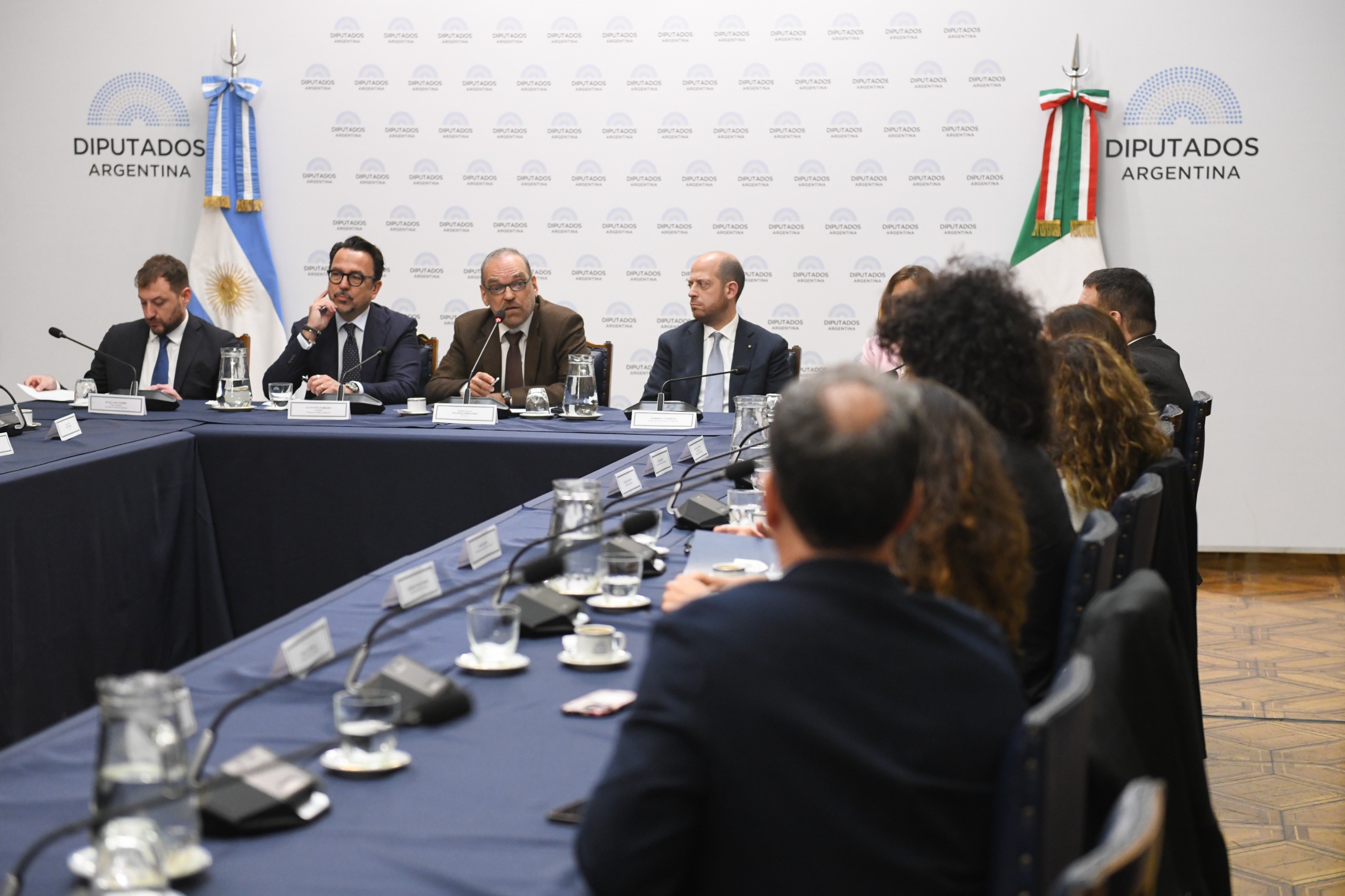 Galeria de imagenes de la noticia EL GRUPO PARLAMENTARIO DE AMISTAD CON LA REPÚBLICA ITALIANA DESPIDIÓ AL EMBAJADOR FABRIZIO LUCENTINI