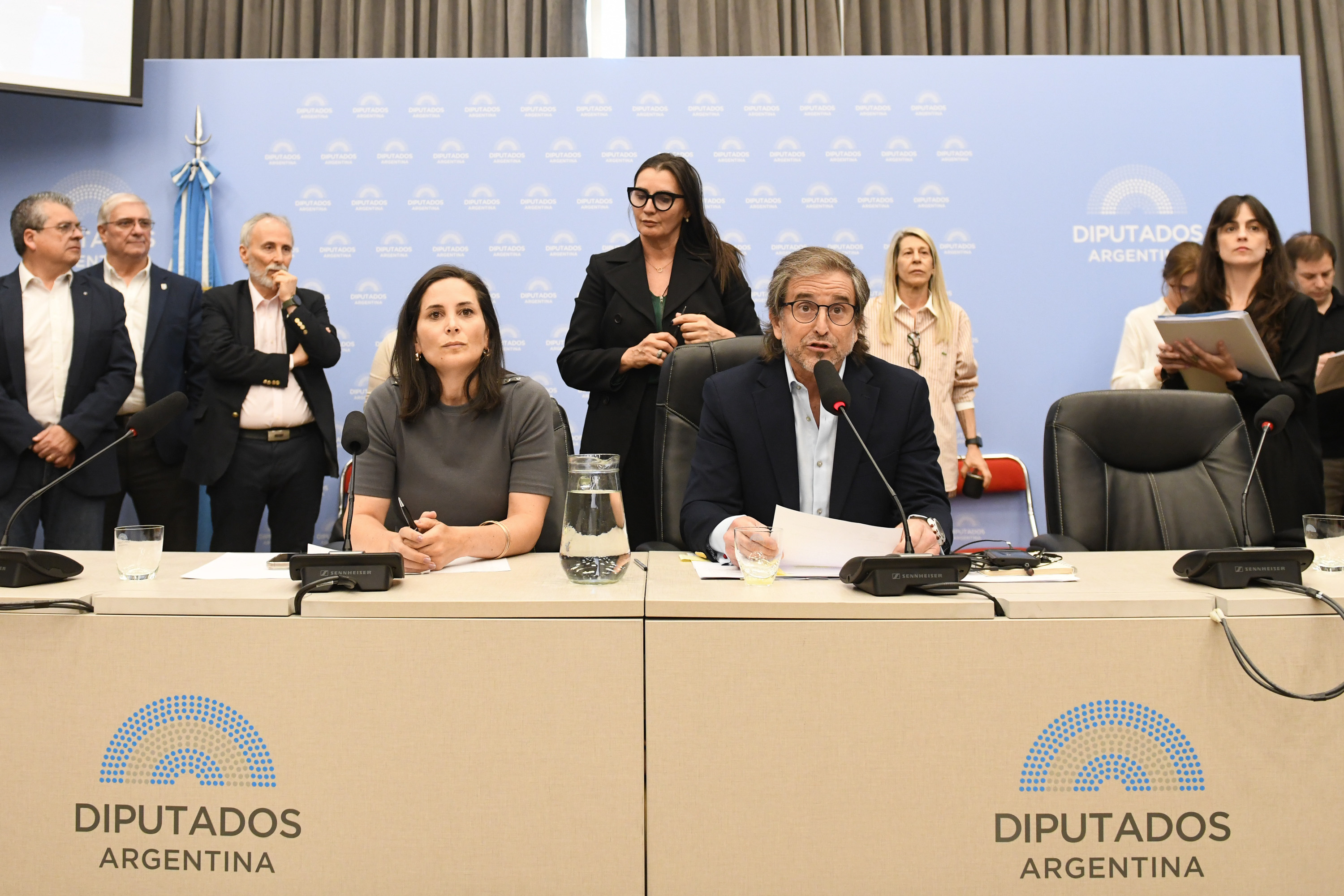 Galeria de imagenes de la noticia DICTAMEN DE MAYORÍA AL PROYECTO QUE MODIFICA LA ADMINISTRACIÓN DE LOS RECURSOS DEL ENARD