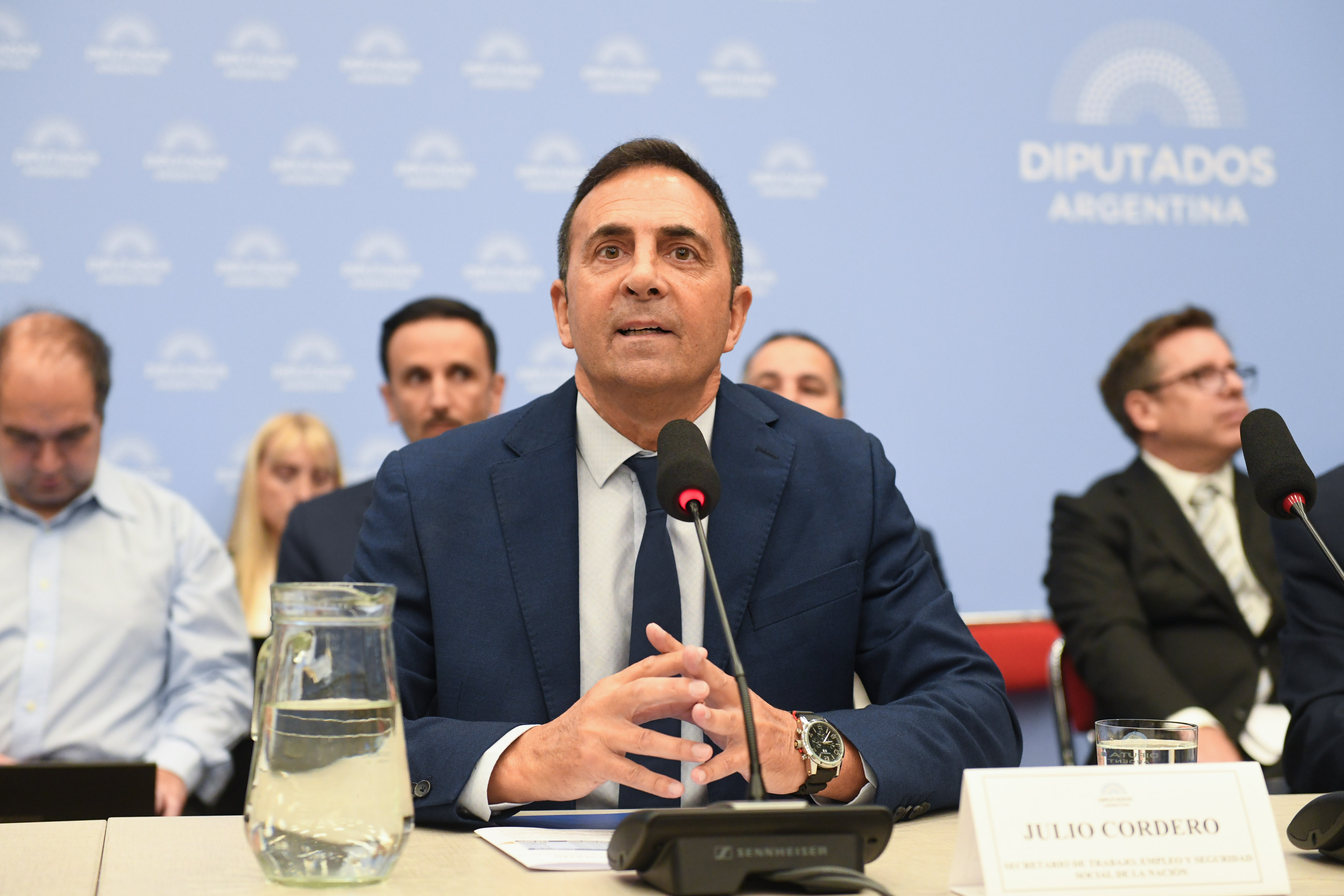 Galeria de imagenes de la noticia PRESUPUESTO 2026: EL SECRETARIO DE TRABAJO ASEGURÓ QUE “TENEMOS QUE LOGRAR QUE LA ARGENTINA PUEDA PRODUCIR Y TRABAJAR”