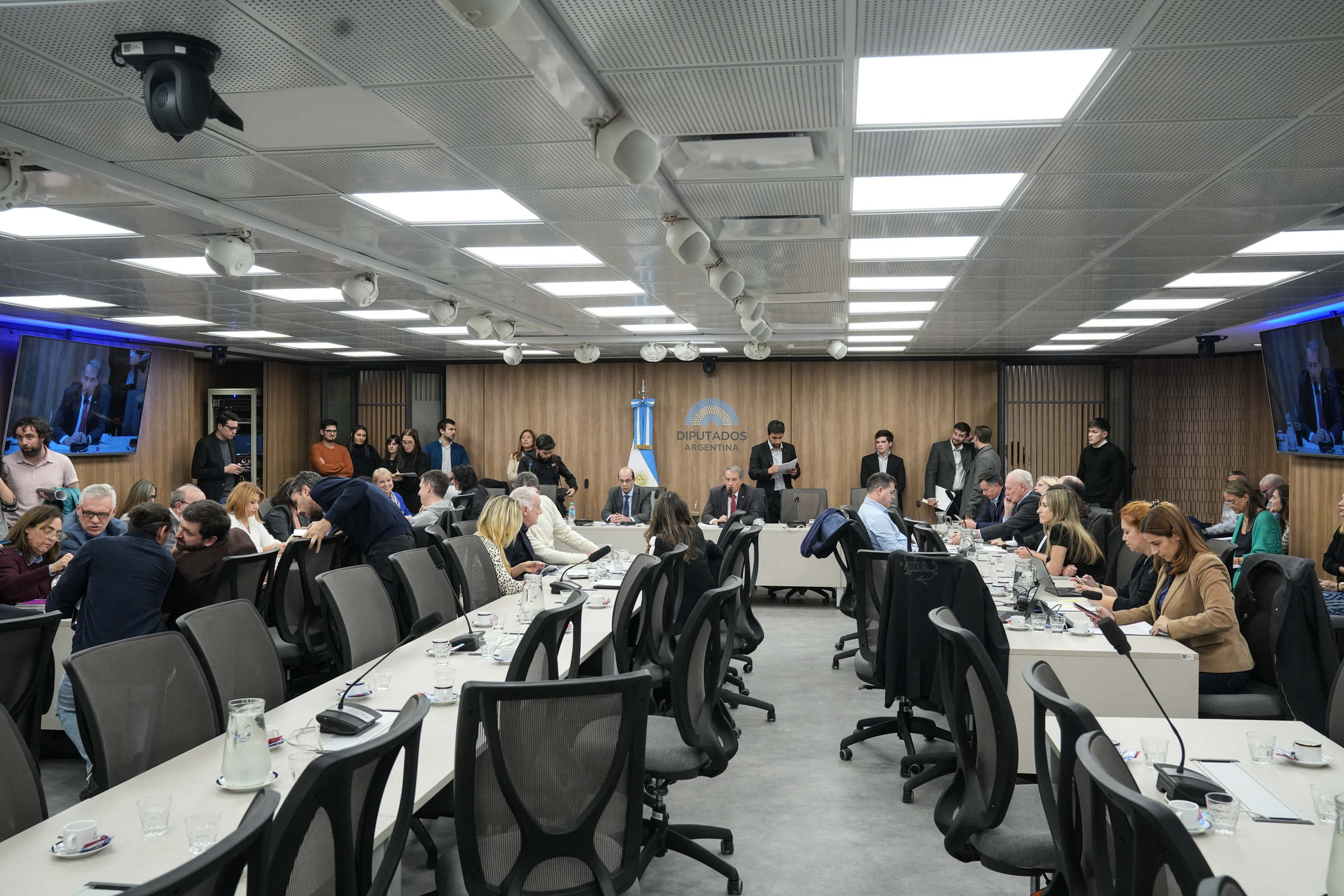 Galeria de imagenes de la noticia ESPECIALISTAS EXPUSIERON SOBRE MODIFICACIONES EN EL RÉGIMEN DE LA AUDITORÍA GENERAL DE LA NACIÓN