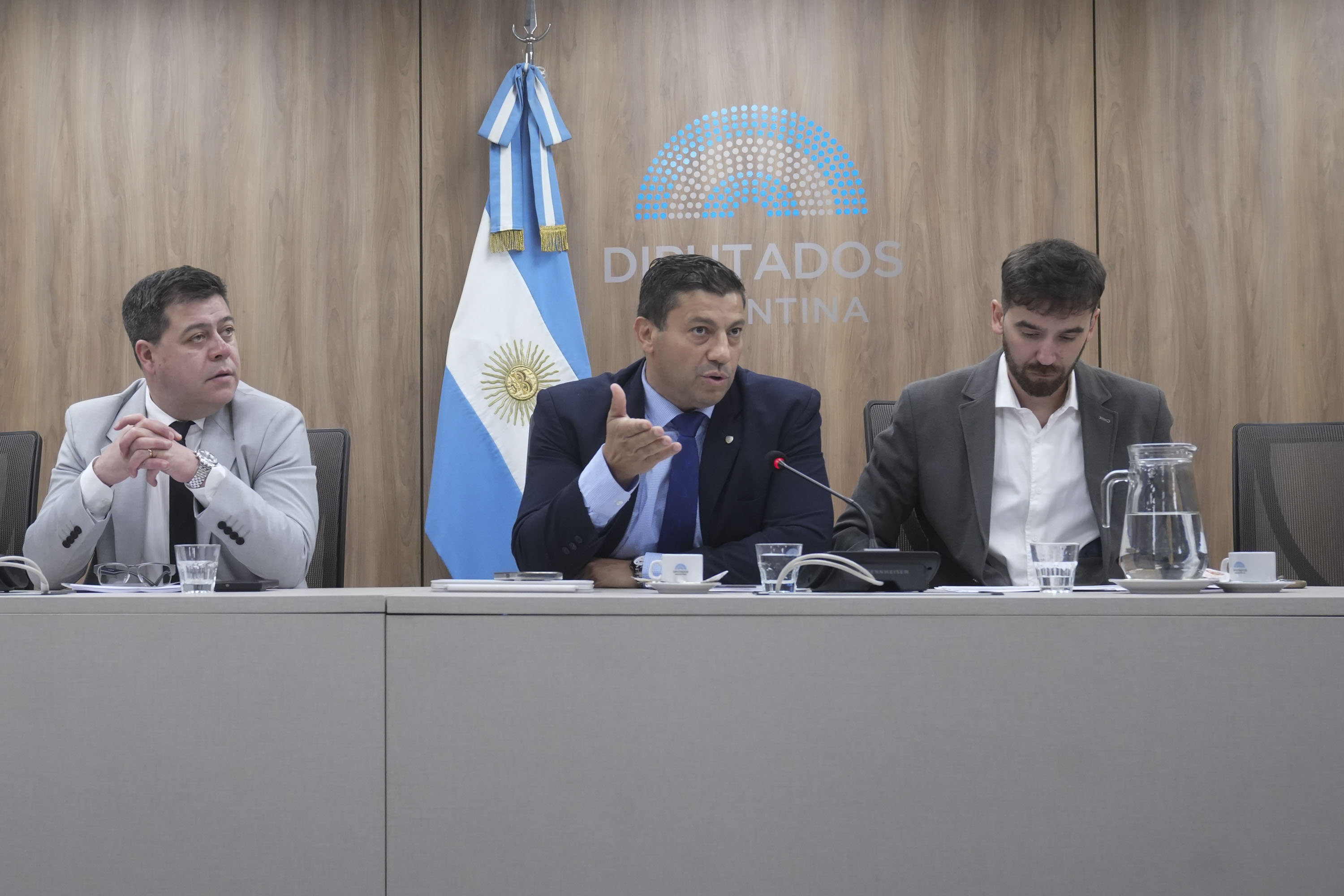 Galeria de imagenes de la noticia SE REUNIÓ LA COMISIÓN DE INTERESES MARÍTIMOS, FLUVIALES, PESQUEROS Y PORTUARIOS