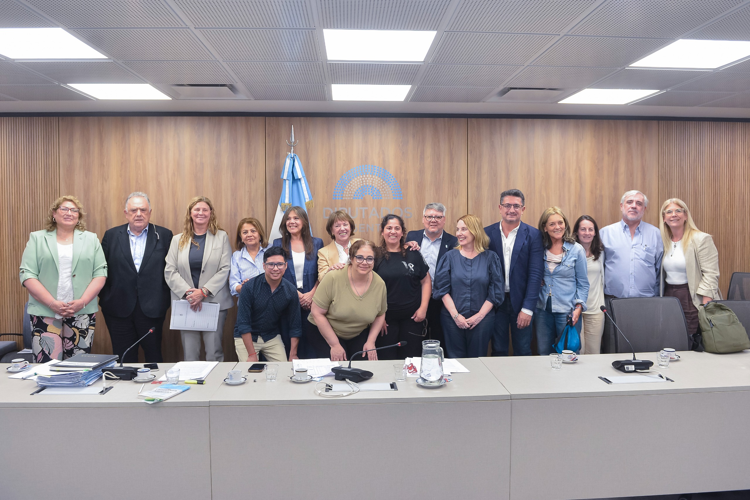 Galeria de imagenes de la noticia COMISIÓN DE CULTURA AVANZÓ EN DIVERSAS INICIATIVAS PARA EL SECTOR