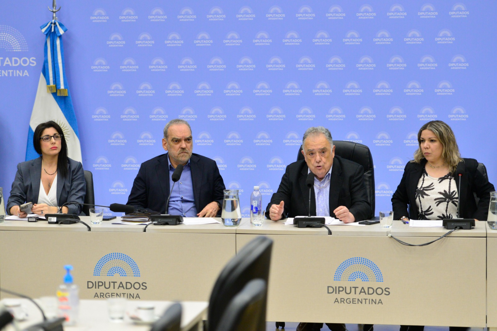 Galeria de imagenes de la noticia EN UNA REUNIÓN CONJUNTA, MERCOSUR Y RELACIONES EXTERIORES APROBARON ENMIENDA AL PROTOCOLO DE MONTEVIDEO