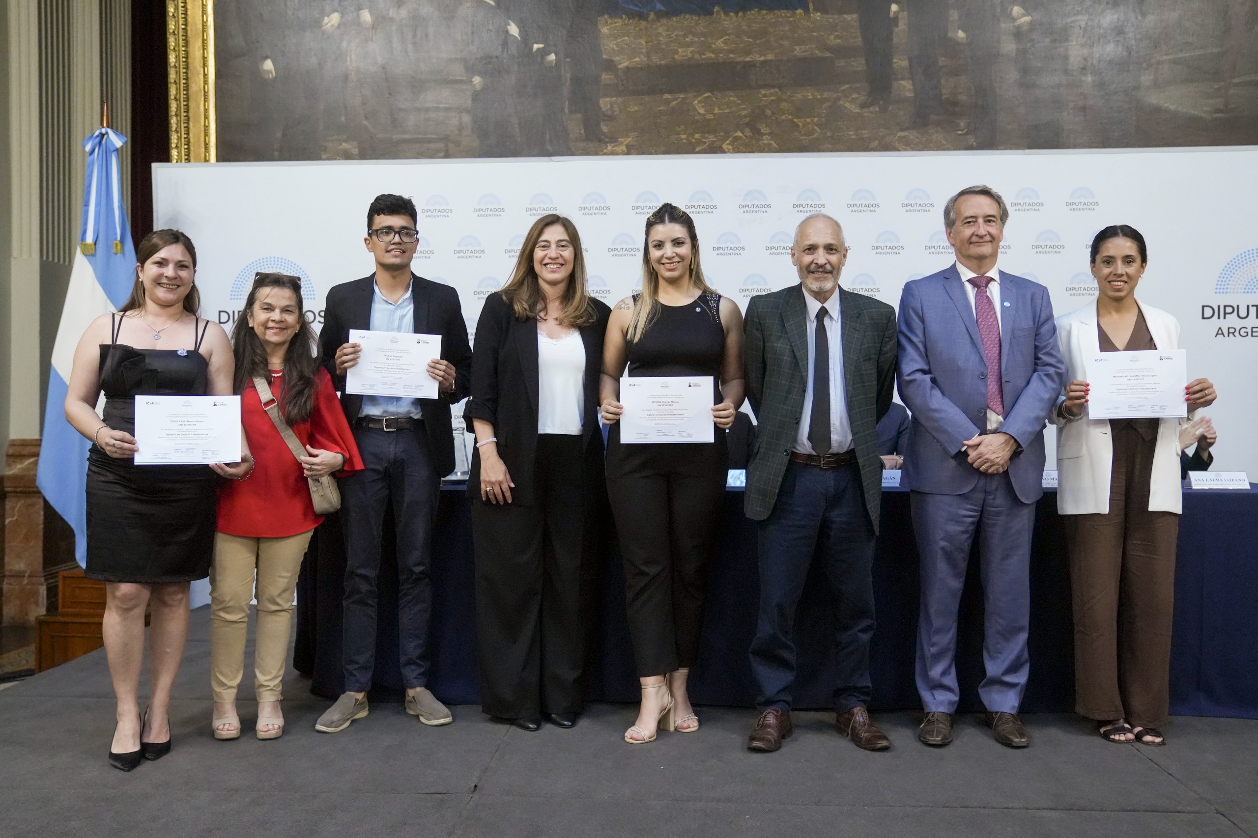 Galeria de imagenes de la noticia SE REALIZÓ EL ACTO DE COLACIÓN DE LA 10° COHORTE DEL DIPLOMA EN GESTIÓN PARLAMENTARIA