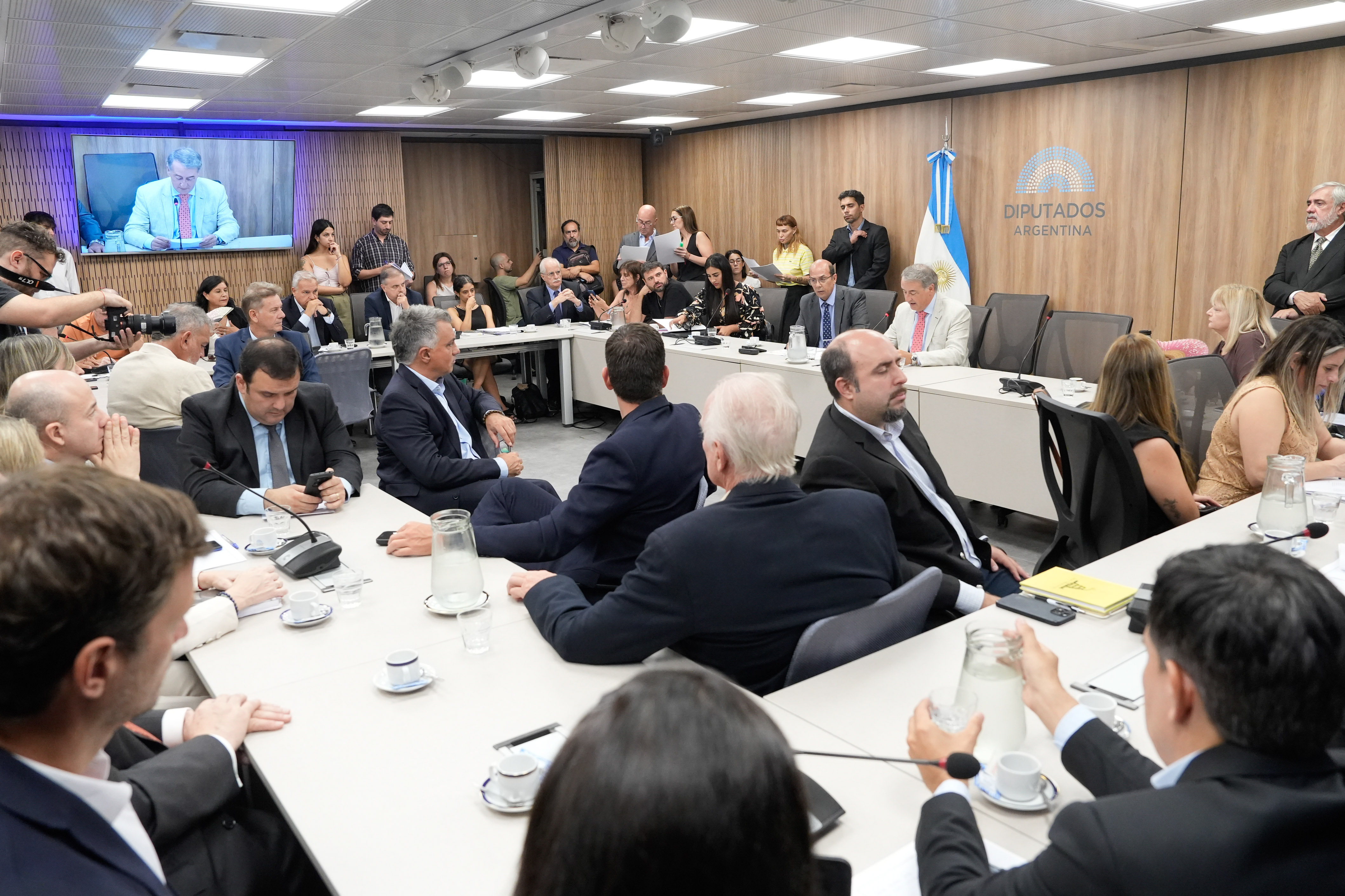 Galeria de imagenes de la noticia EXTRAORDINARIAS: AVANZA LA CONFORMACIÓN DE LAS COMISIONES EN DIPUTADOS