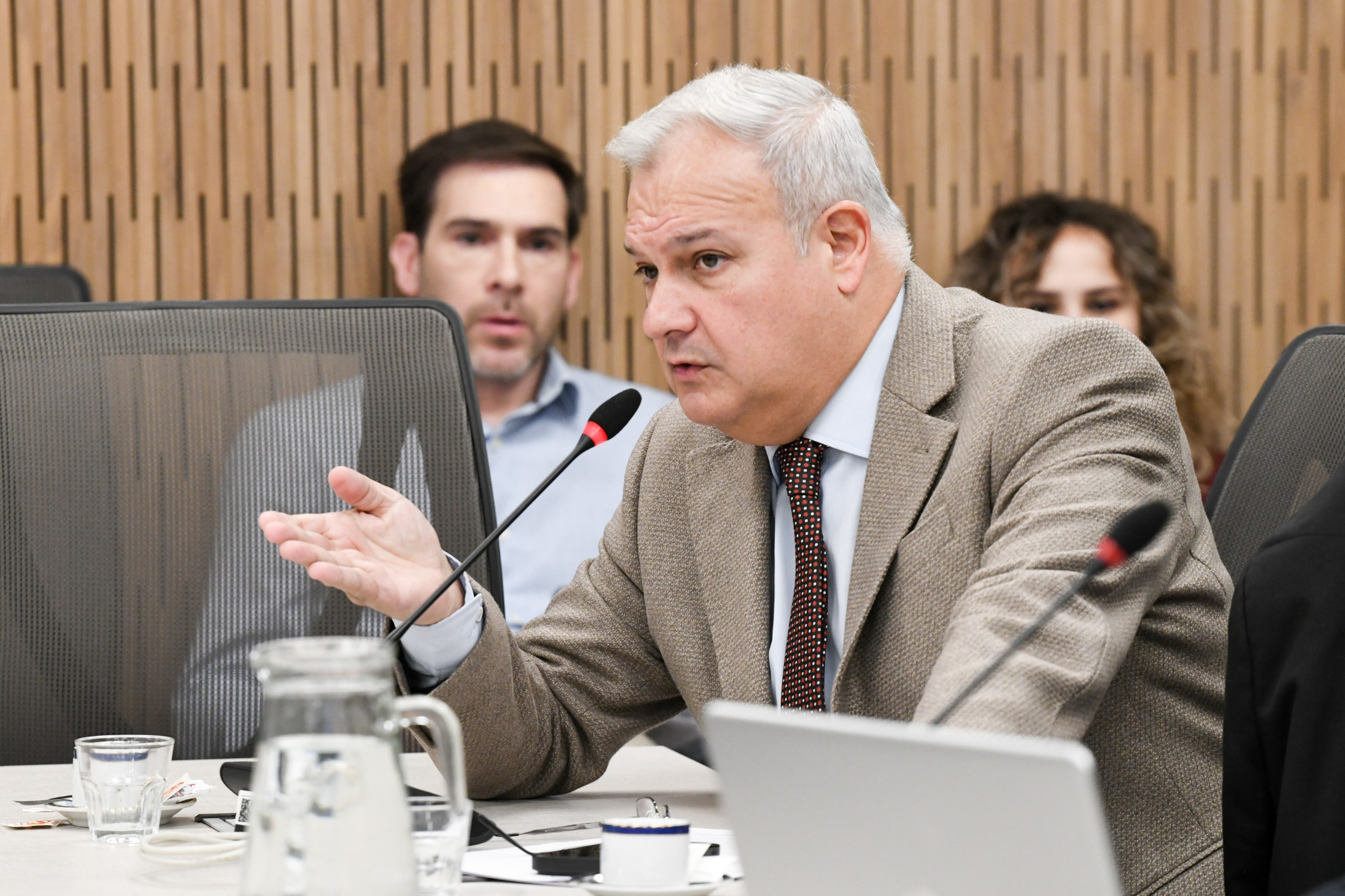 Galeria de imagenes de la noticia CON PARTICIPACIÓN CIUDADANA, SE REUNIÓ LA COMISIÓN DE DEFENSA DEL CONSUMIDOR Y DEL USUARIO