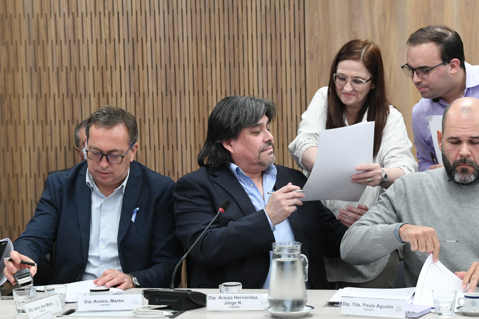 Galeria de imagenes de la noticia DIPUTADOS APROBÓ EN COMISIÓN DISTINTOS PROYECTOS VINCULADOS AL TURISMO