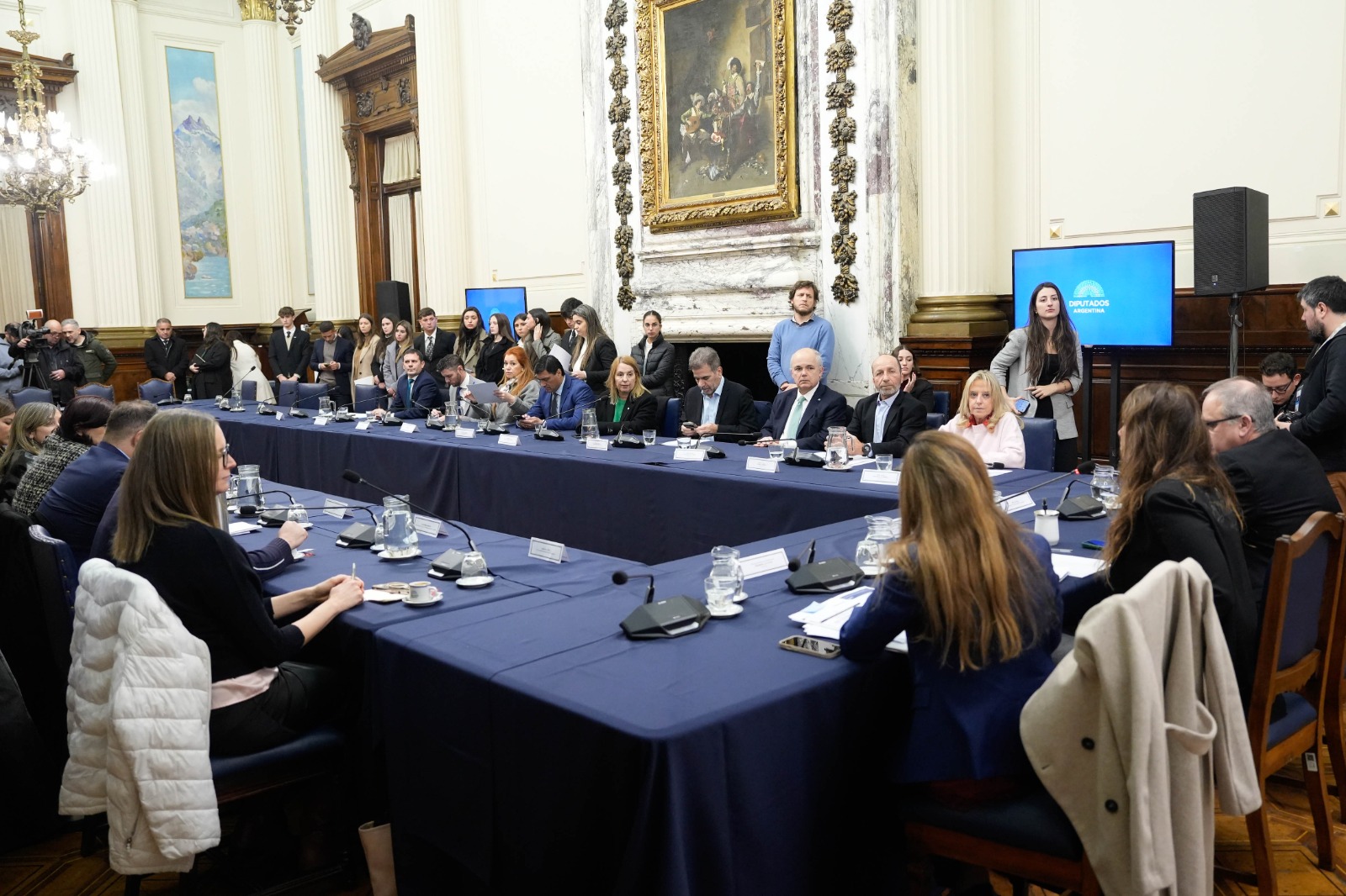 Galeria de imagenes de la noticia CON LA PRESENCIA DEL EMBAJADOR, SE CONSTITUYÓ EL GRUPO PARLAMENTARIO DE AMISTAD CON EL ESTADO DE ISRAEL