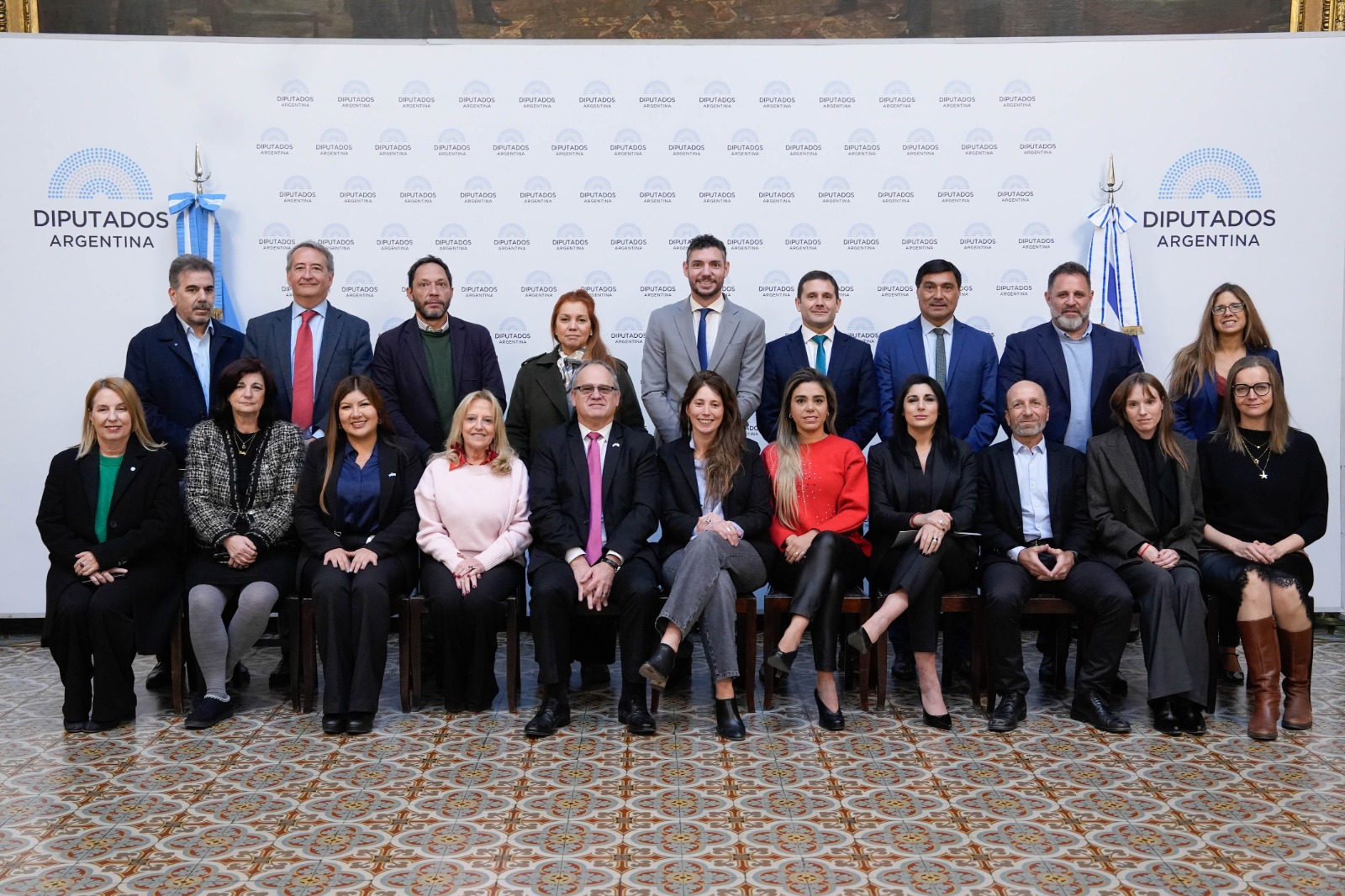 Galeria de imagenes de la noticia CON LA PRESENCIA DEL EMBAJADOR, SE CONSTITUYÓ EL GRUPO PARLAMENTARIO DE AMISTAD CON EL ESTADO DE ISRAEL