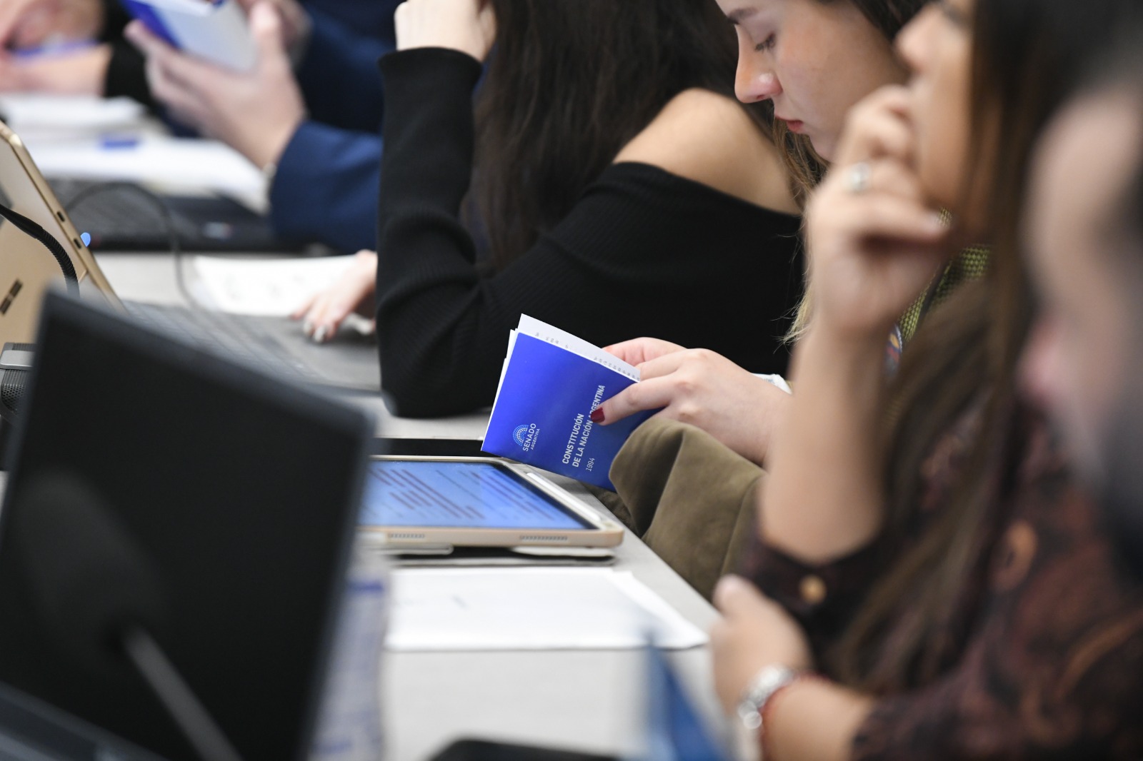 Galeria de imagenes de la noticia ESTUDIANTES UNIVERSITARIOS PARTICIPARON DE UNA NUEVA EDICIÓN DEL PROGRAMA “CAMBIO DE ROLES” 