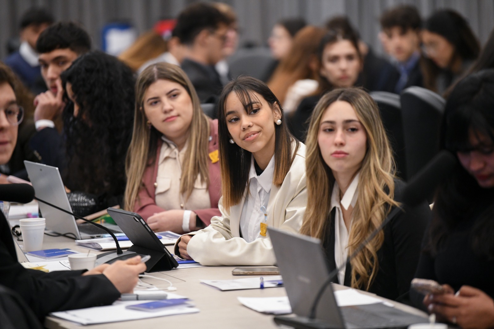 Galeria de imagenes de la noticia ESTUDIANTES UNIVERSITARIOS PARTICIPARON DE UNA NUEVA EDICIÓN DEL PROGRAMA “CAMBIO DE ROLES” 