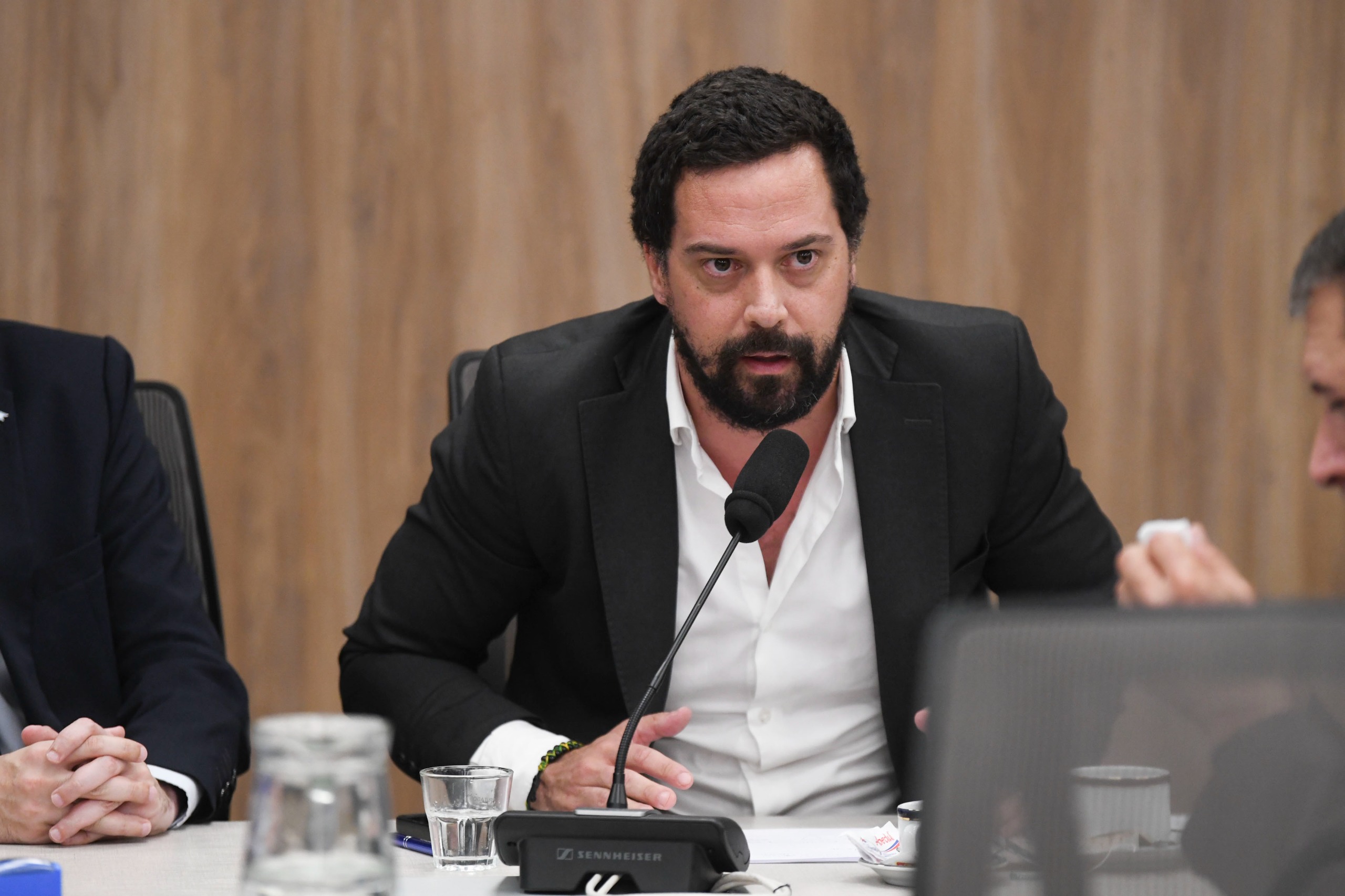 Galeria de imagenes de la noticia DICTAMEN FAVORABLE A LA DEROGACIÓN DE IMPORTACIONES IRRESTRICTAS DE MAQUINARIAS USADAS
