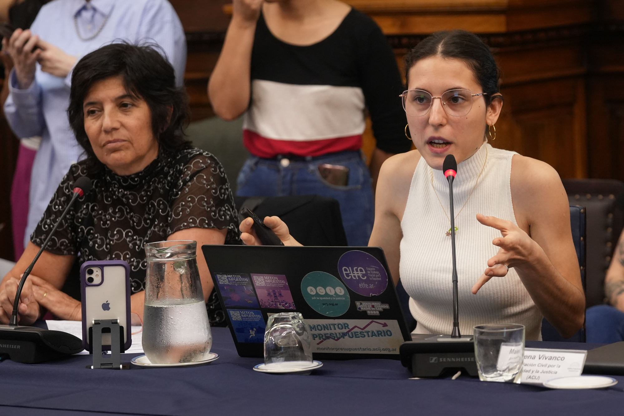 Galeria de imagenes de la noticia EN UNA REUNIÓN INFORMATIVA, LA COMISIÓN DE MUJERES Y DIVERSIDAD ANALIZÓ LA TEMÁTICA DE GÉNERO