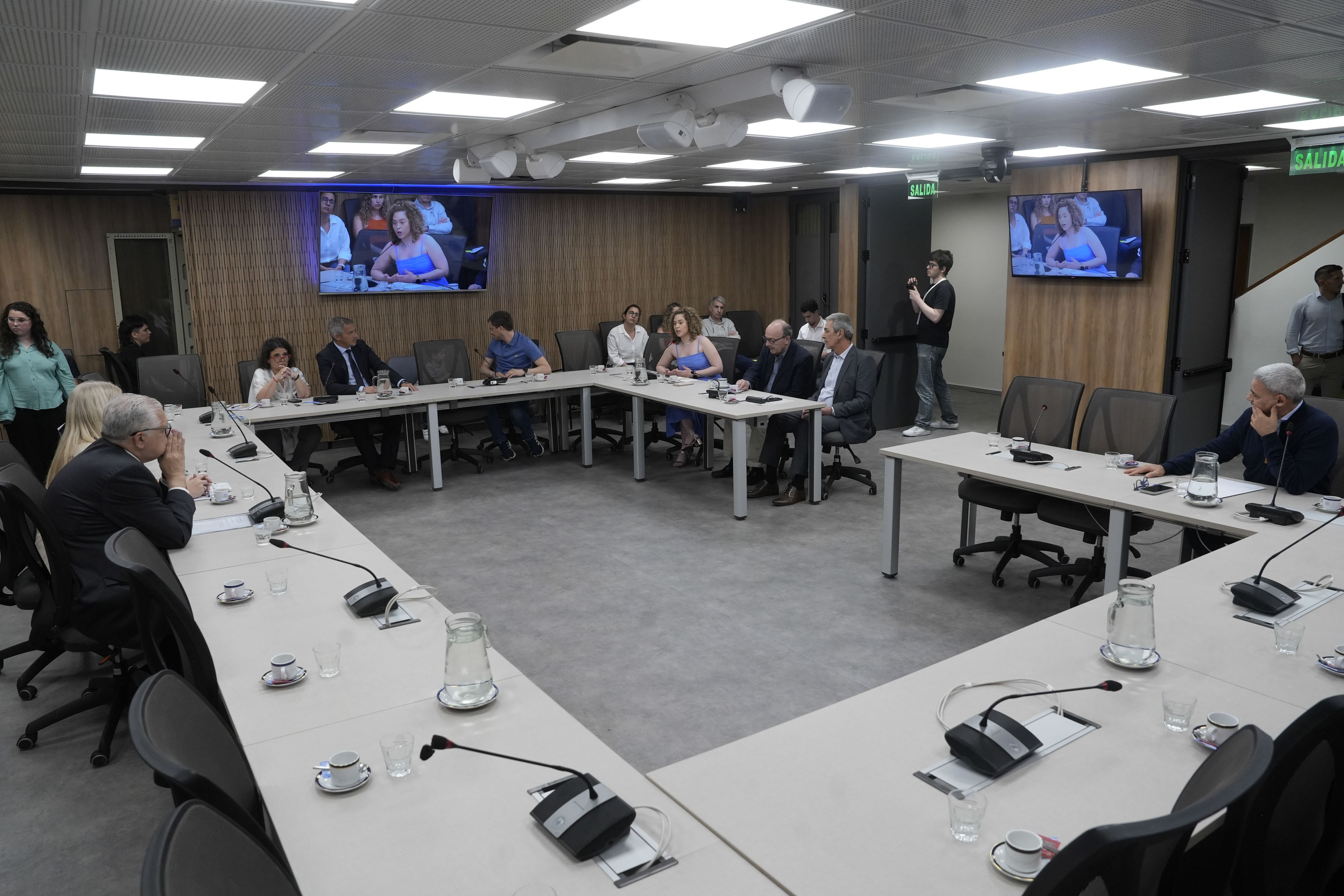 Galeria de imagenes de la noticia  DEFENSA NACIONAL EFECTUÓ UN BALANCE DEL TRABAJO LEGISLATIVO RECIENTE