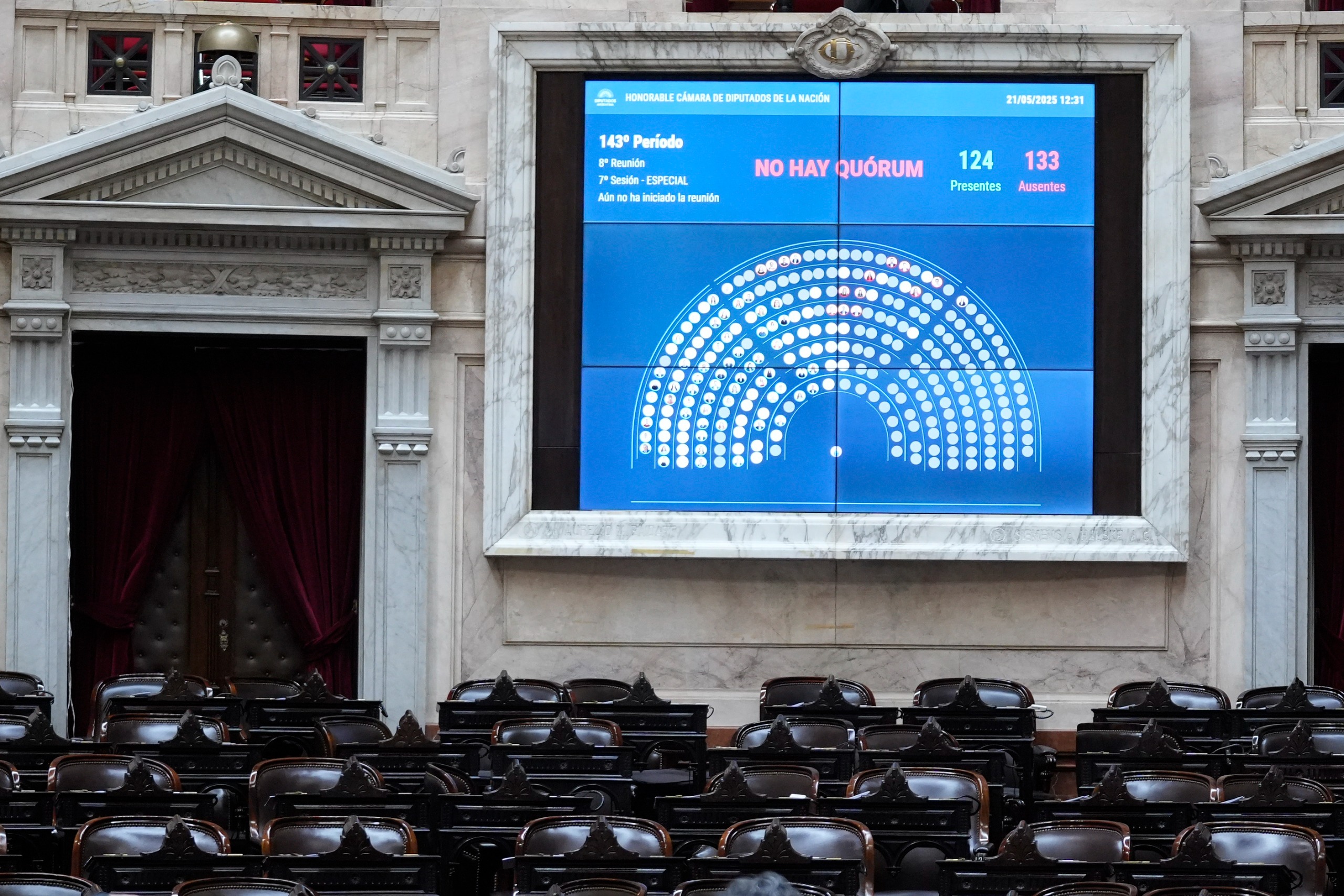 Galeria de imagenes de la noticia SIN QUÓRUM, DIPUTADOS REALIZÓ MANIFESTACIONES EN MINORÍA