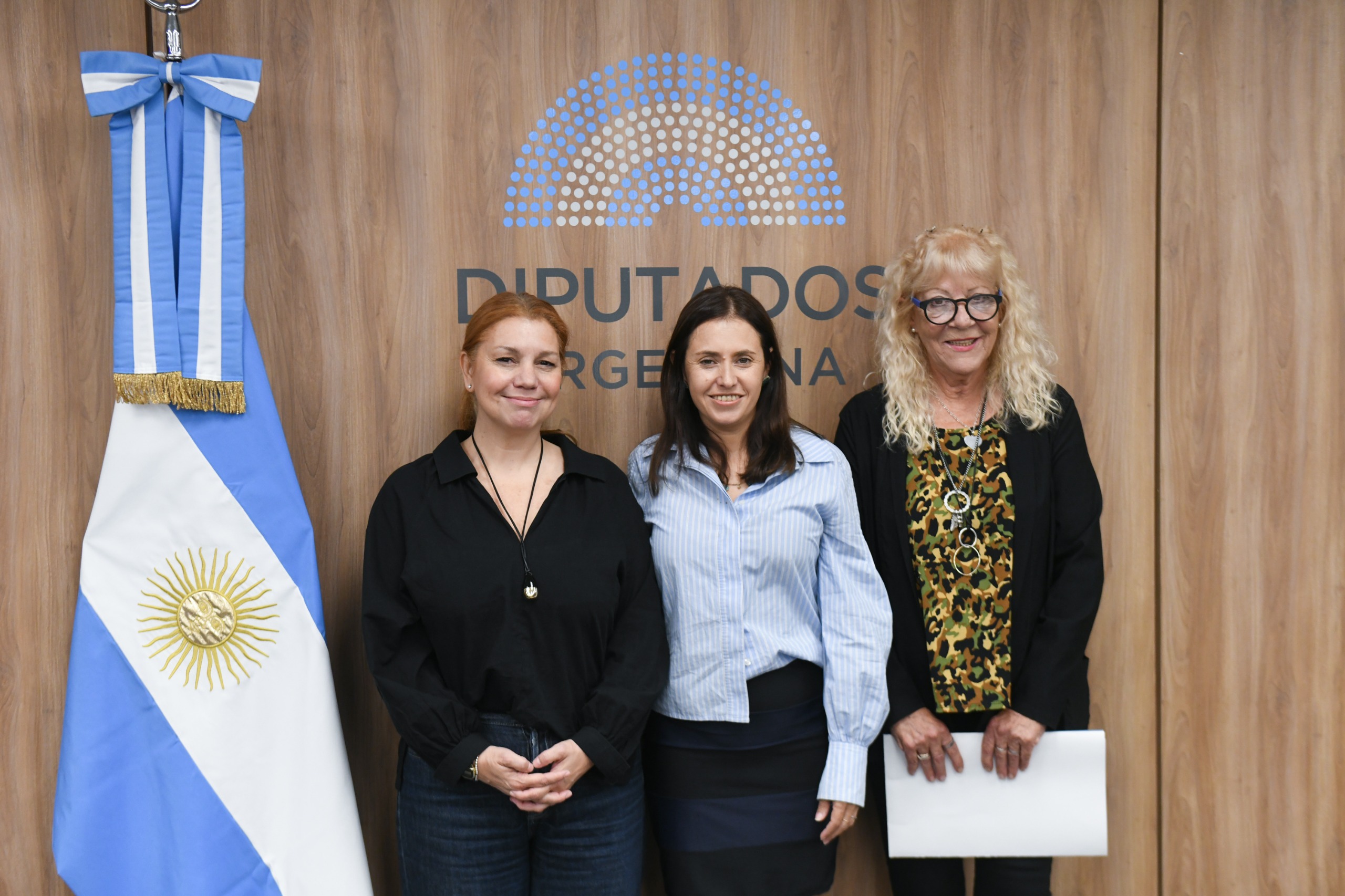 Galeria de imagenes de la noticia DIPUTADOS CONSTITUYEN OCHO NUEVAS COMISIONES