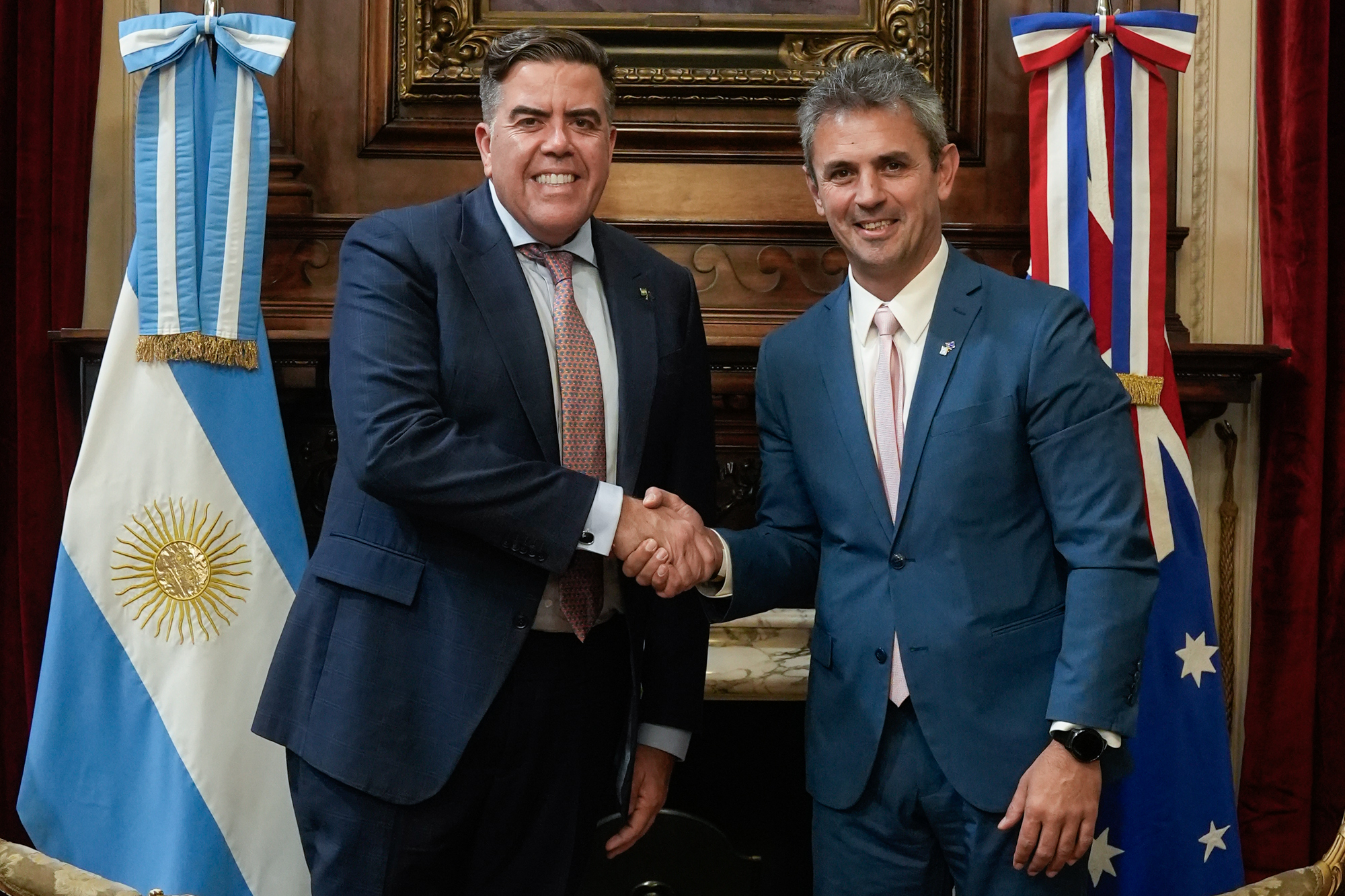 Galeria de imagenes de la noticia MARTIN MENEM RECIBIÓ AL PRESIDENTE DE LA CÁMARA DE REPRESENTANTES DEL PARLAMENTO DE AUSTRALIA