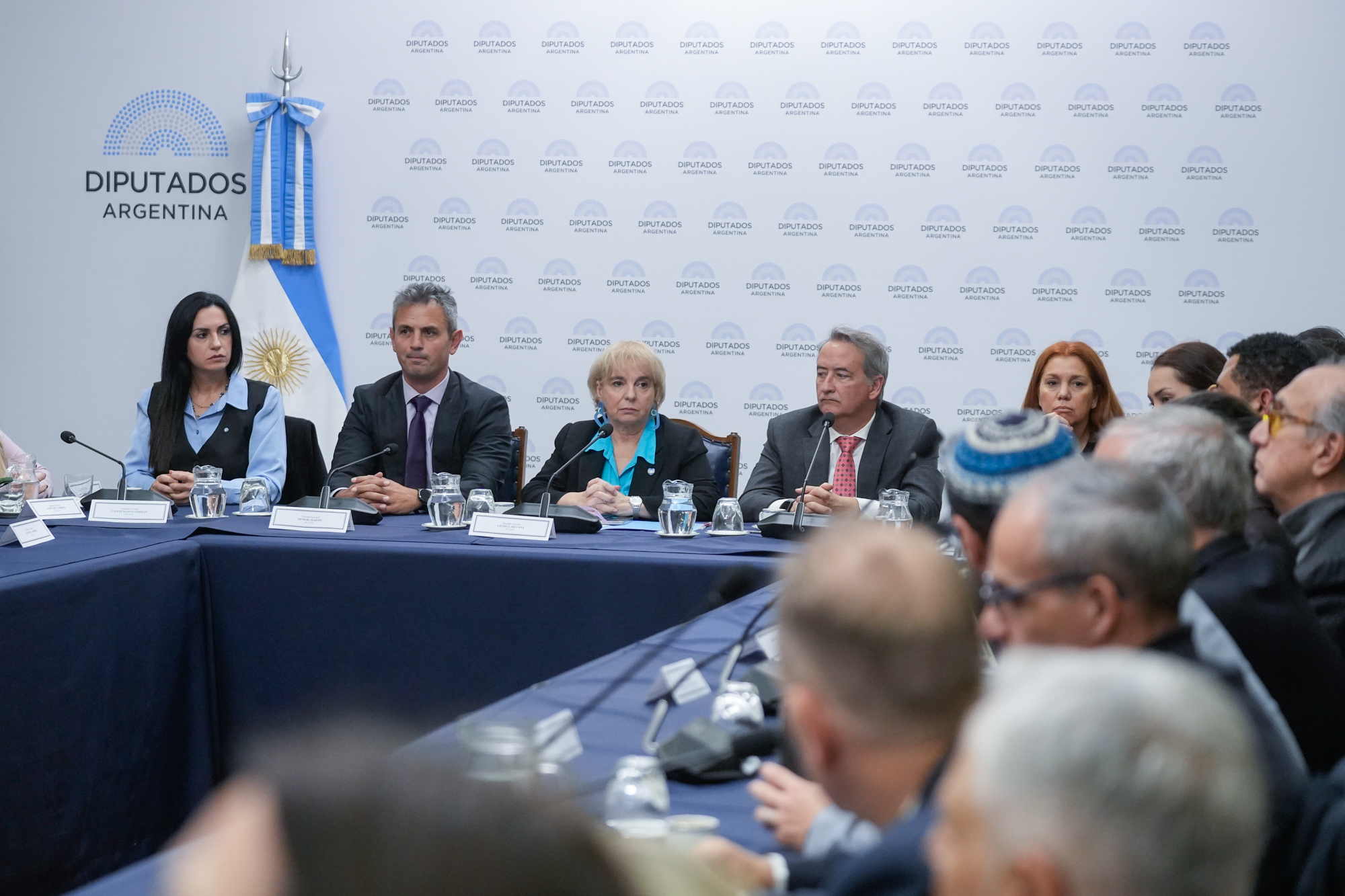 Galeria de imagenes de la noticia DIPUTADOS CONSTITUYERON EL GRUPO PARLAMENTARIO DE AMISTAD CON VENEZUELA Y EXPRESARON SOLIDARIDAD ANTE LA SITUACIÓN HUMANITARIA