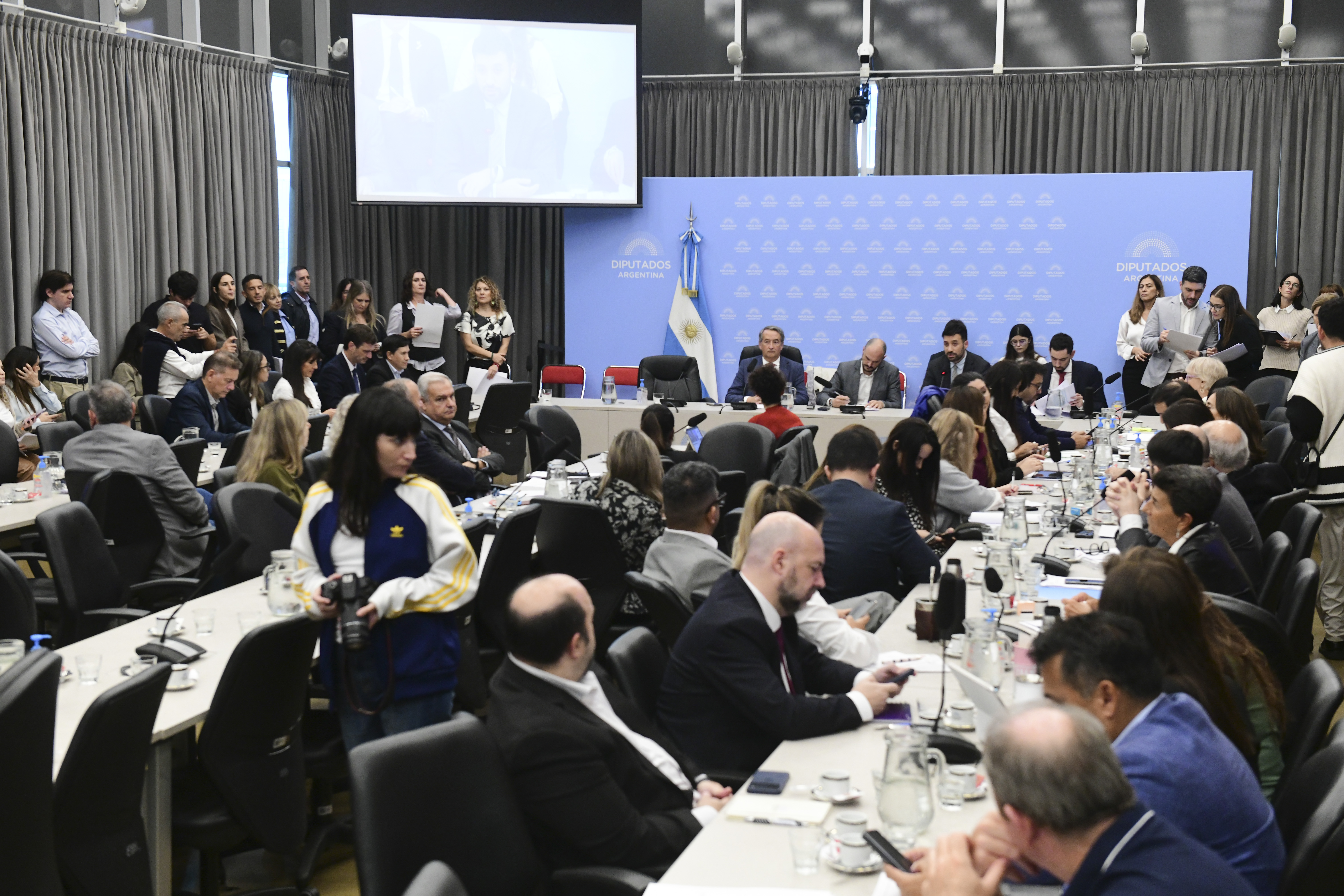 Galeria de imagenes de la noticia OBTUVO DICTAMEN EL PROYECTO DE LEY HOJARASCA QUE DEROGA LEGISLACIÓN OBSOLETA