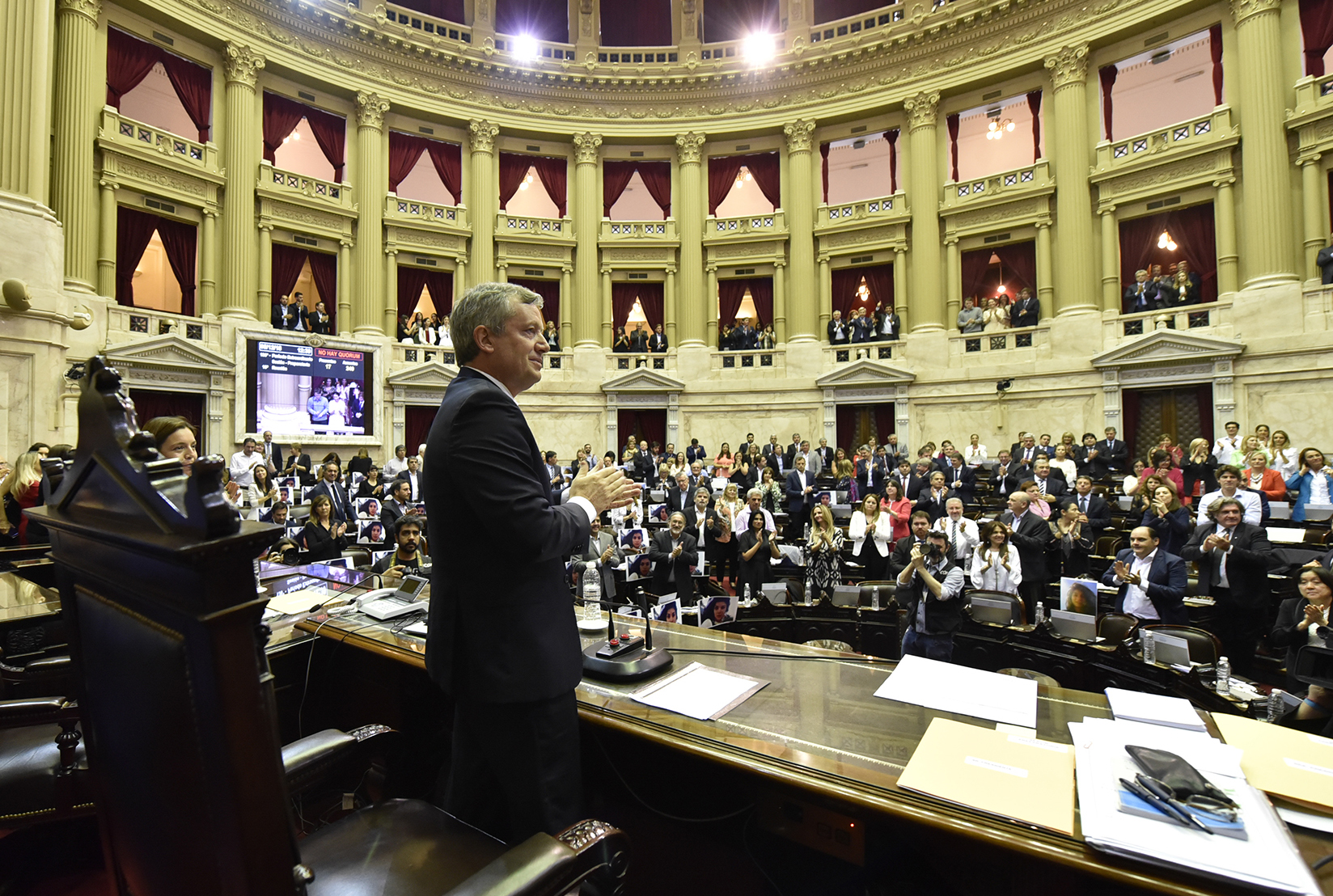 Galeria de imagenes de la noticia MONZÓ FUE REELECTO EN LA PRESIDENCIA DE LA CÁMARA DE DIPUTADOS CON AMPLIO CONSENSO