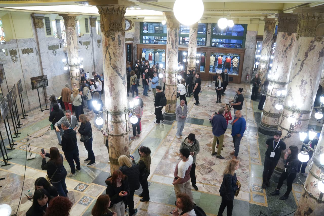 Galeria de imagenes de la noticia EL CONGRESO ABRIÓ SUS PUERTAS EN UNA NUEVA EDICIÓN DE LA NOCHE DE LOS MUSEOS