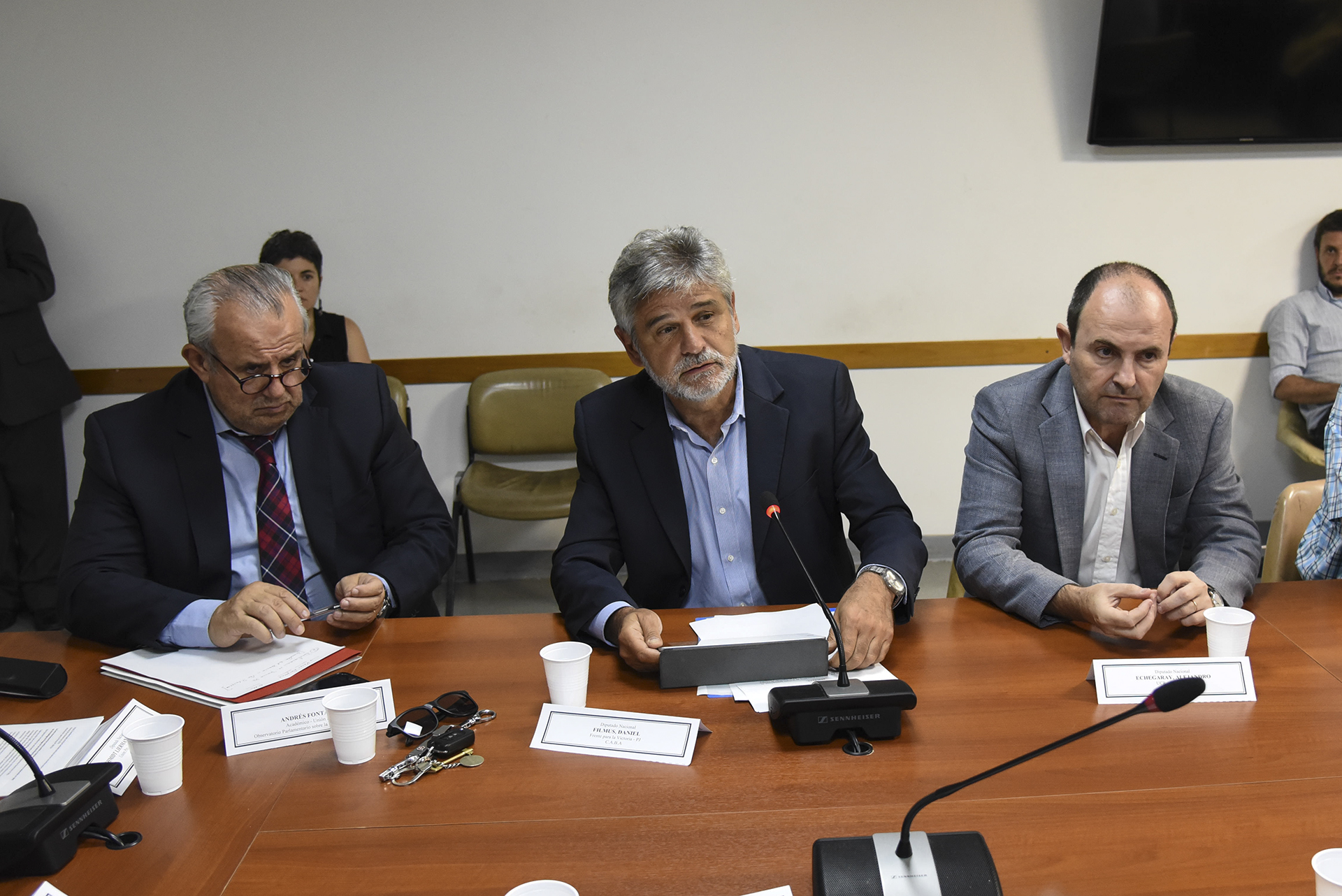 Galeria de imagenes de la noticia SE REUNIÓ EL OBSERVATORIO MALVINAS POR PRIMERA VEZ EN EL AÑO
