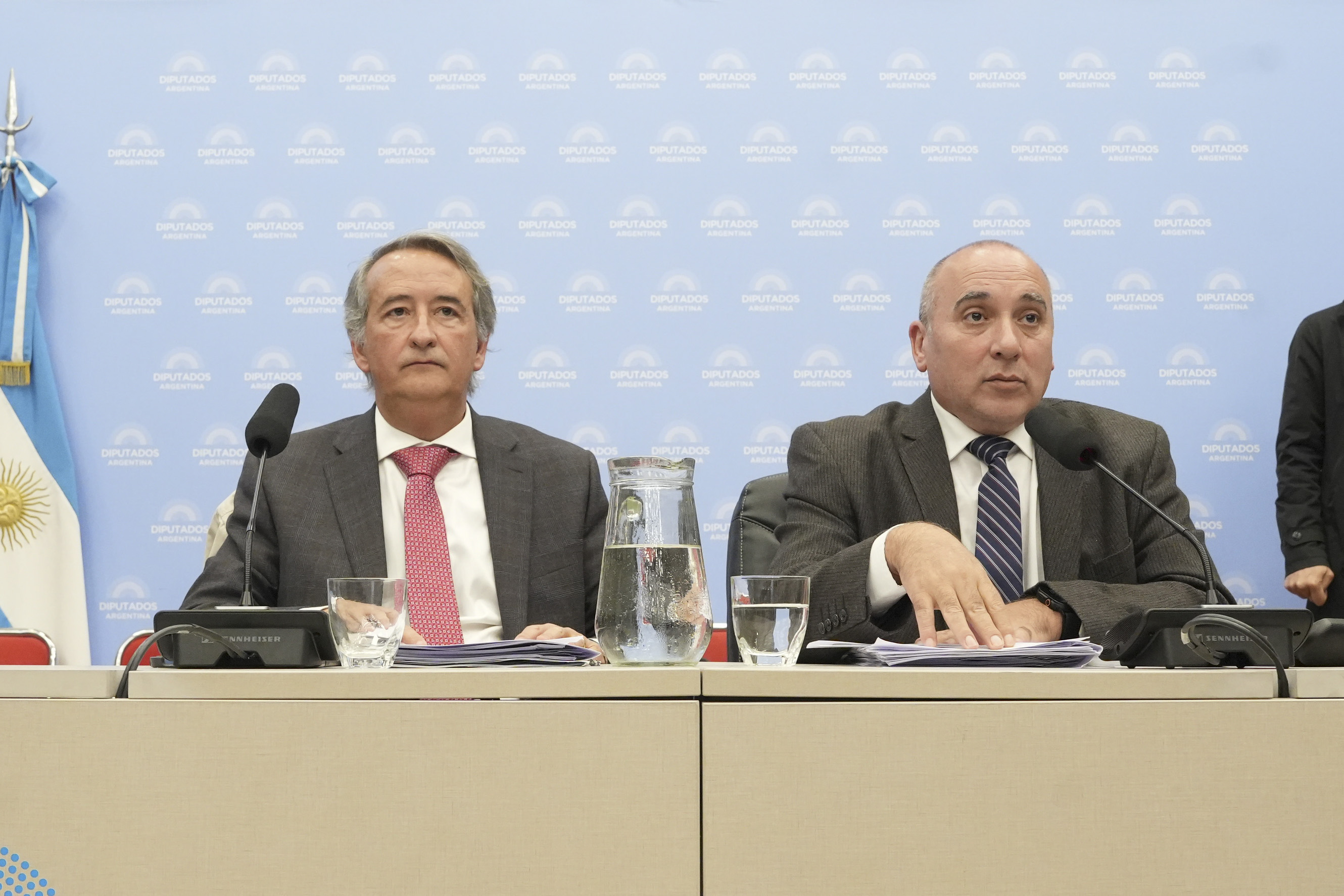 Galeria de imagenes de la noticia LA MODIFICACIÓN DE LA LEY DE GLACIARES OBTUVO DICTAMEN Y SERÁ DEBATIDA MAÑANA EN EL RECINTO