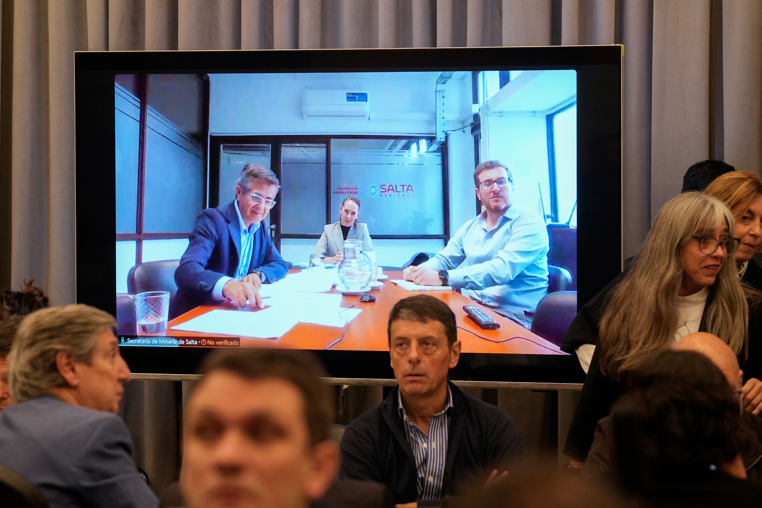 Galeria de imagenes de la noticia LA MODIFICACIÓN DE LA LEY DE GLACIARES OBTUVO DICTAMEN Y SERÁ DEBATIDA MAÑANA EN EL RECINTO