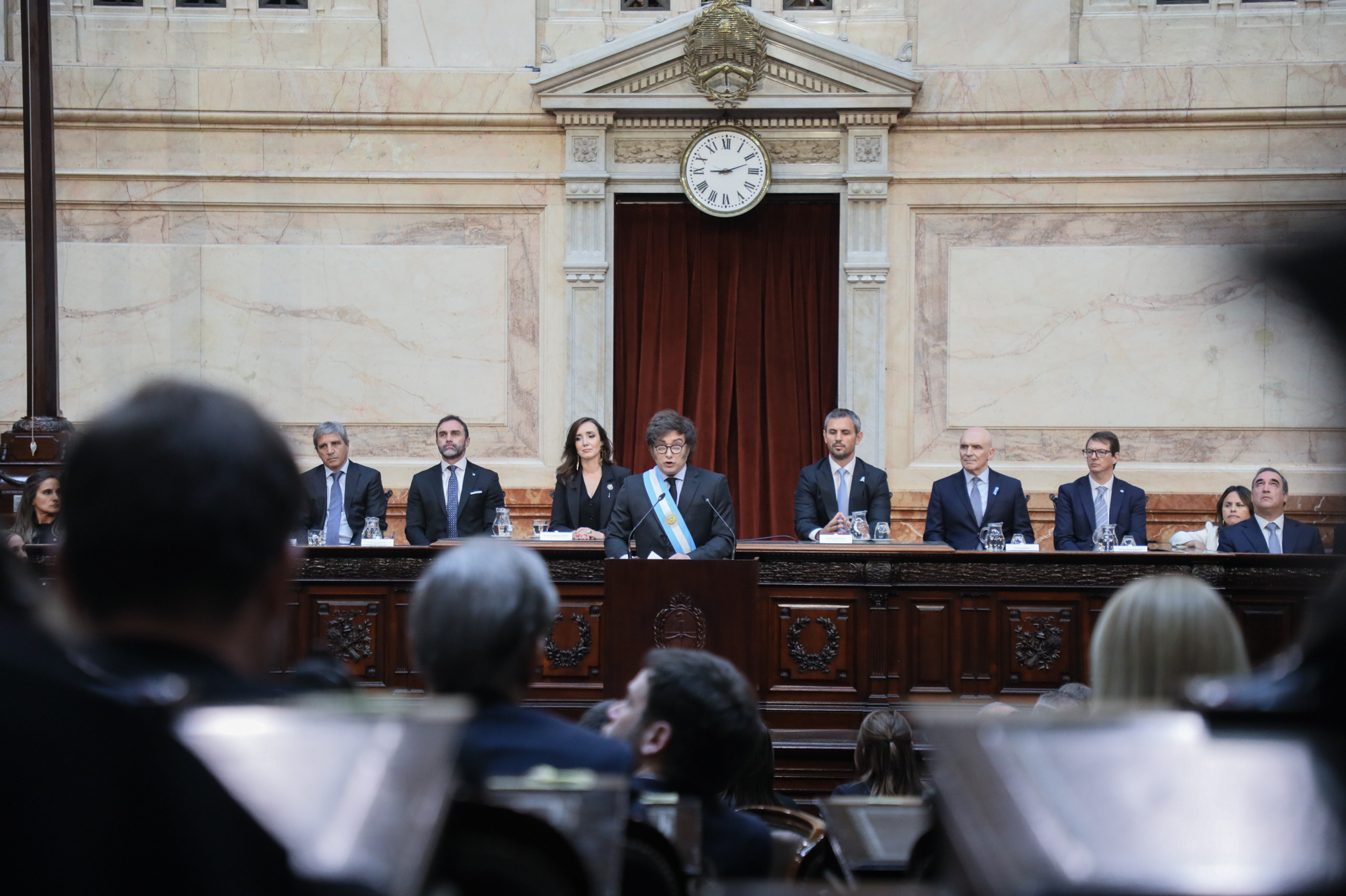 Galeria de imagenes de la noticia EN UN HECHO HISTÓRICO, MILEI PRESENTÓ EL PRESUPUESTO 2025: “TENEMOS QUE HACER VALER EL TITÁNICO ESFUERZO HECHO POR TODOS LOS ARGENTINOS”.