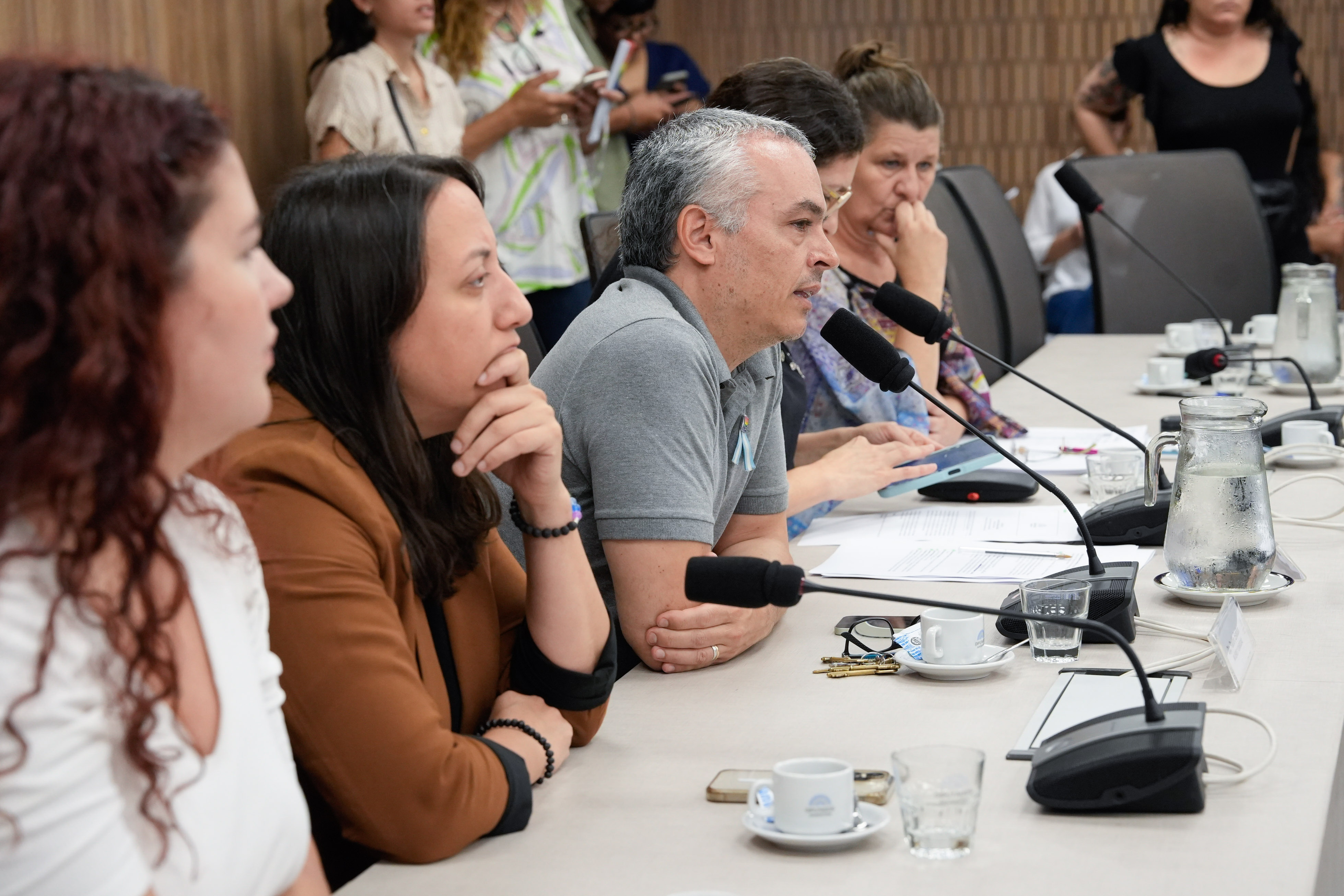 Galeria de imagenes de la noticia LA COMISIÓN DE MUJERES Y DIVERSIDAD ESCUCHO TESTIMONIOS DE LA COMUNIDAD LGBTIQ+ Y ESPECIALISTAS